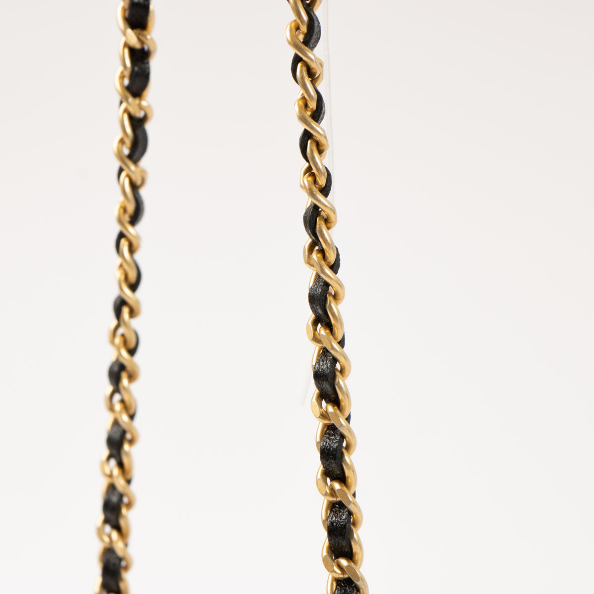 Shop this authentic Chanel 26S Suede/Shiny Lambskin Slim Vanity with Chain pre-loved on Labellov.com.