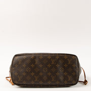 Shop this authentic Louis Vuitton Monogram/Fuchsia Neverfull MM Bag pre-loved on Labellov.com.