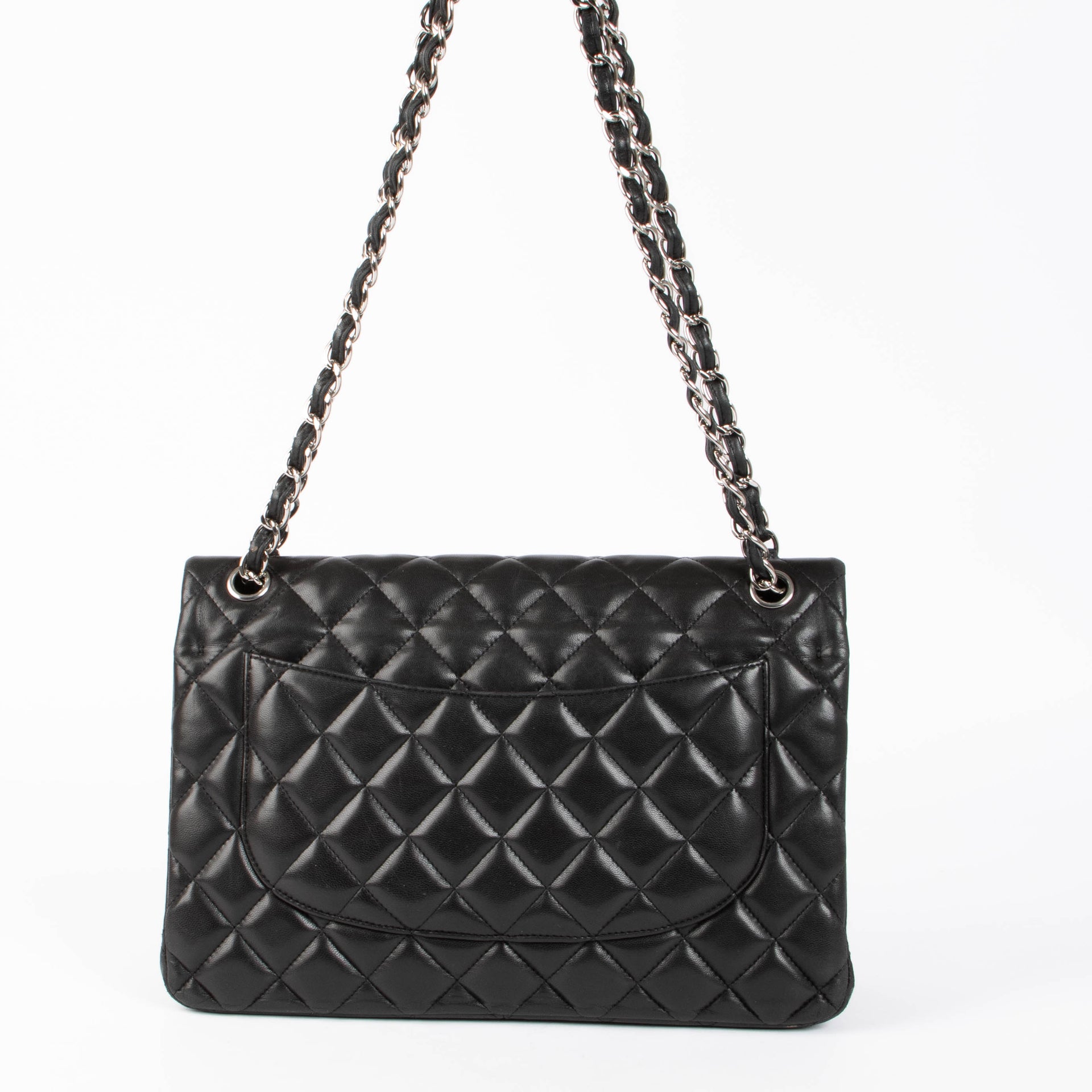 Shop the authentic Chanel Black Jumbo Classic Flap Bag second hand on Labellov.com