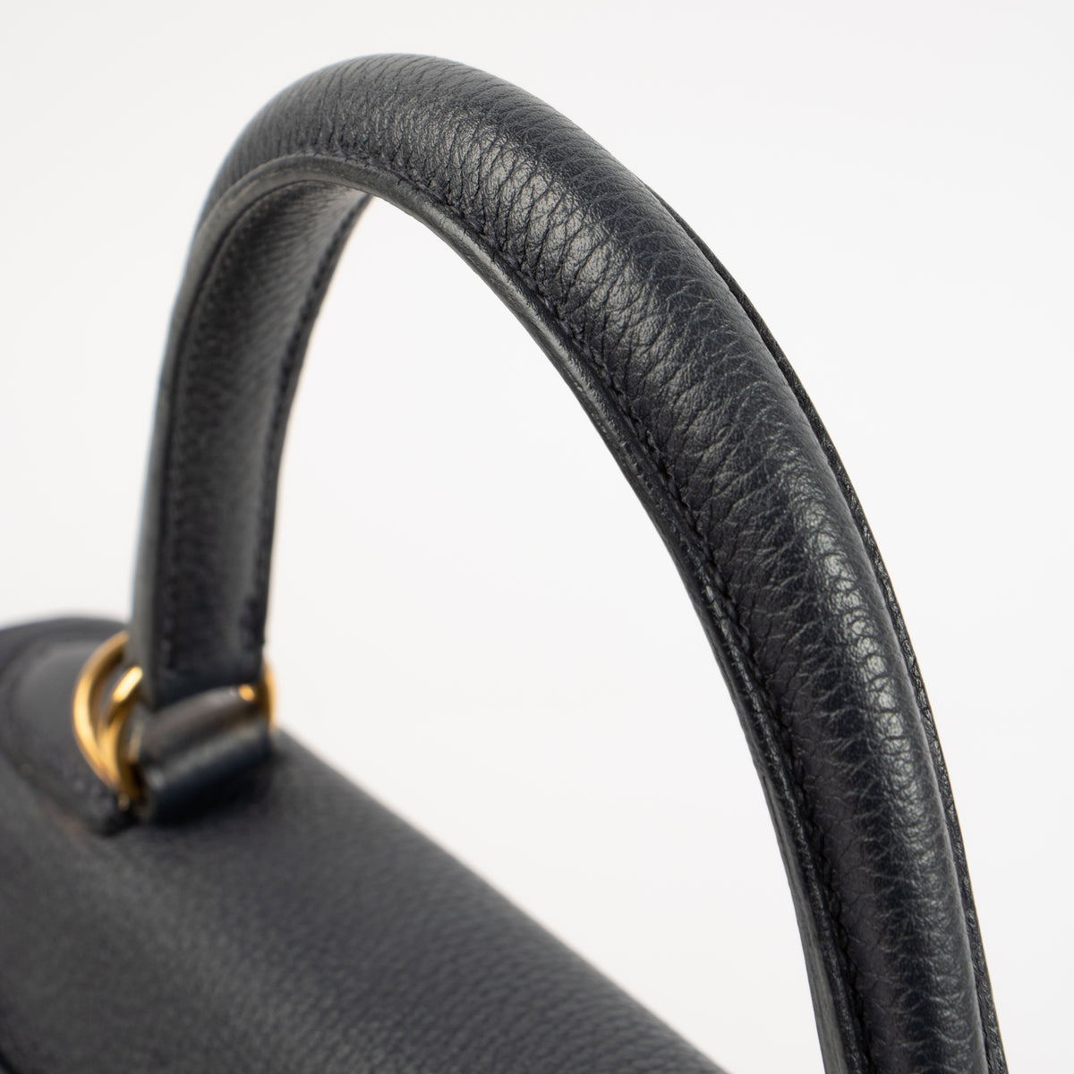 Hermes Kelly 28 Bleu Nuit Togo GHW