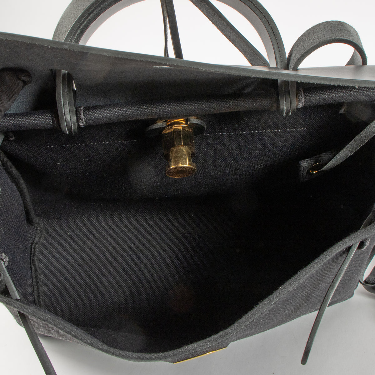 Hermes Herbag Zip 31 Black Toile Militaire/Hunter GHW