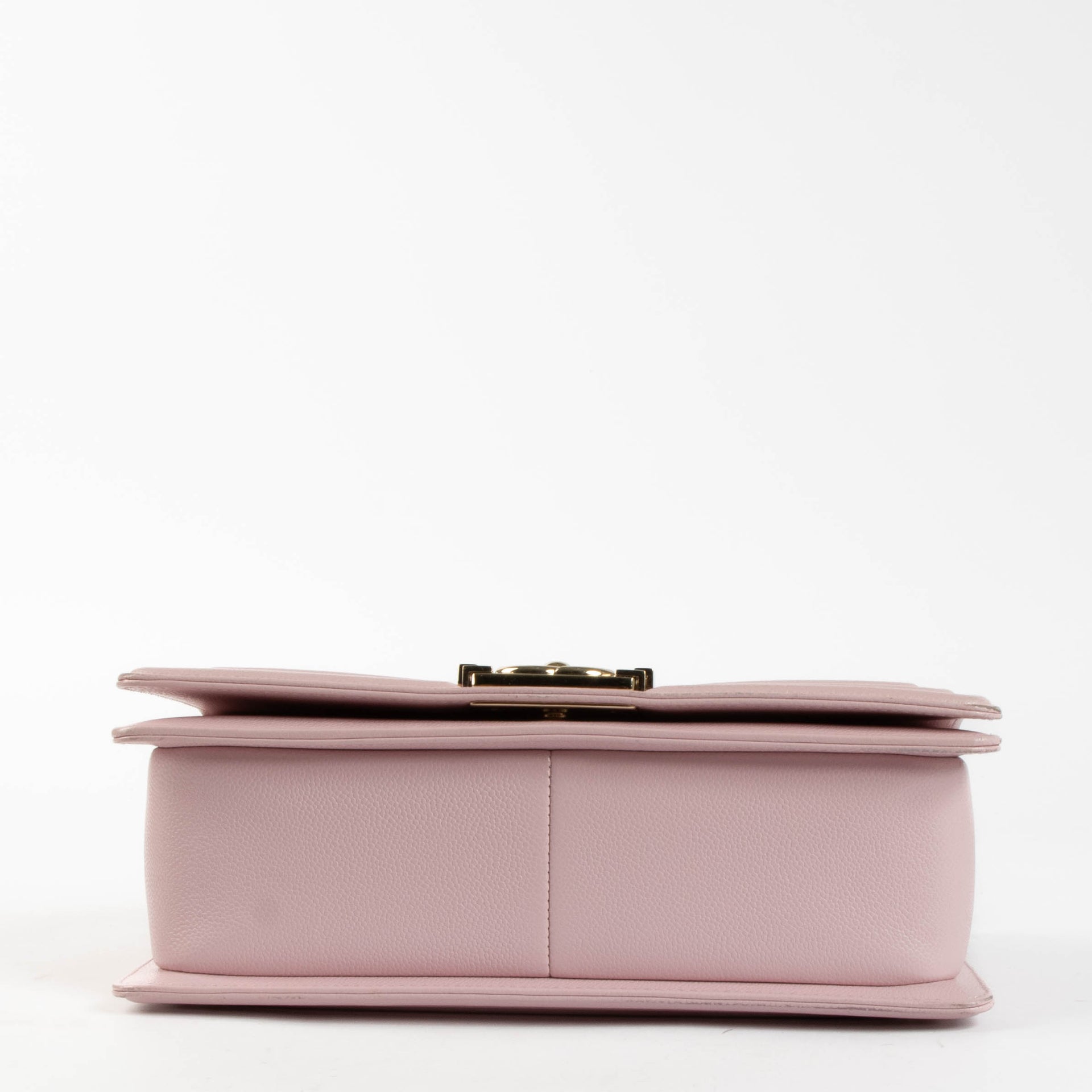 Shop the authentic Chanel Pink Caviar Medium Boy Chanel Bag second hand on Labellov.com