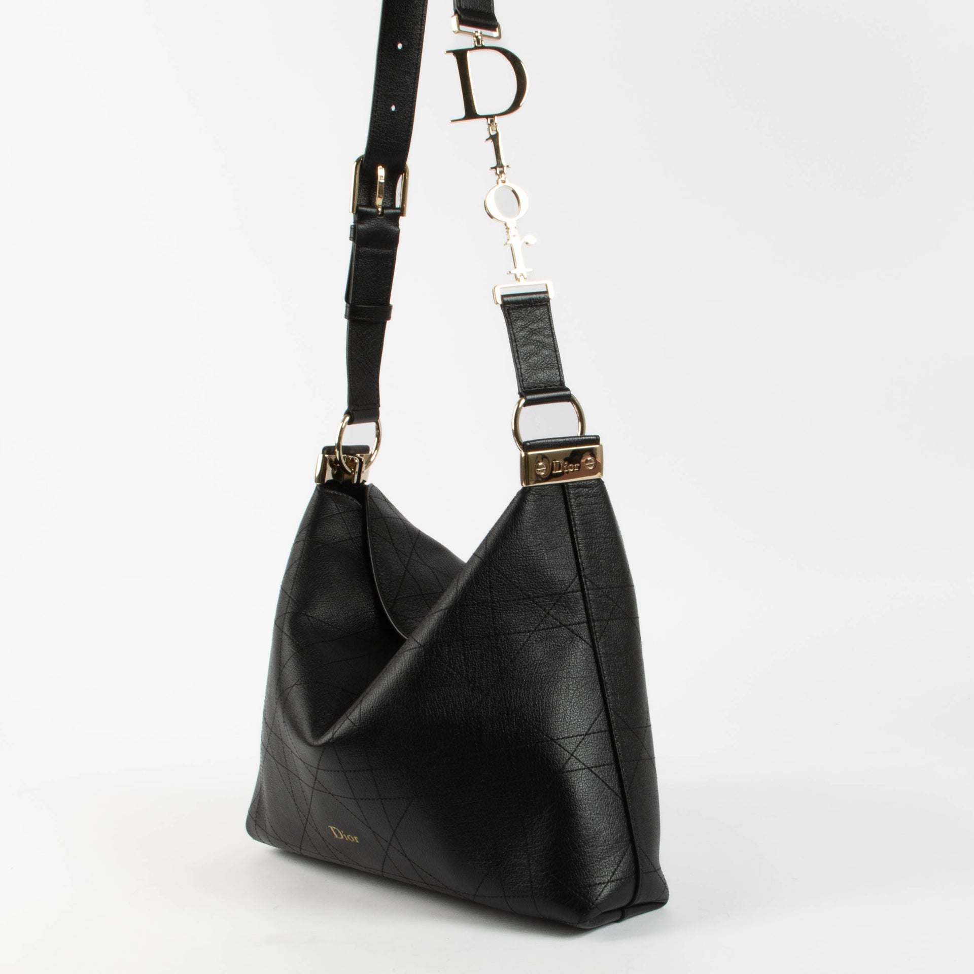 Shop the authentic Christian Dior Black Flat Cannage Large Diorly Shoulder Bag second hand on Labellov.com