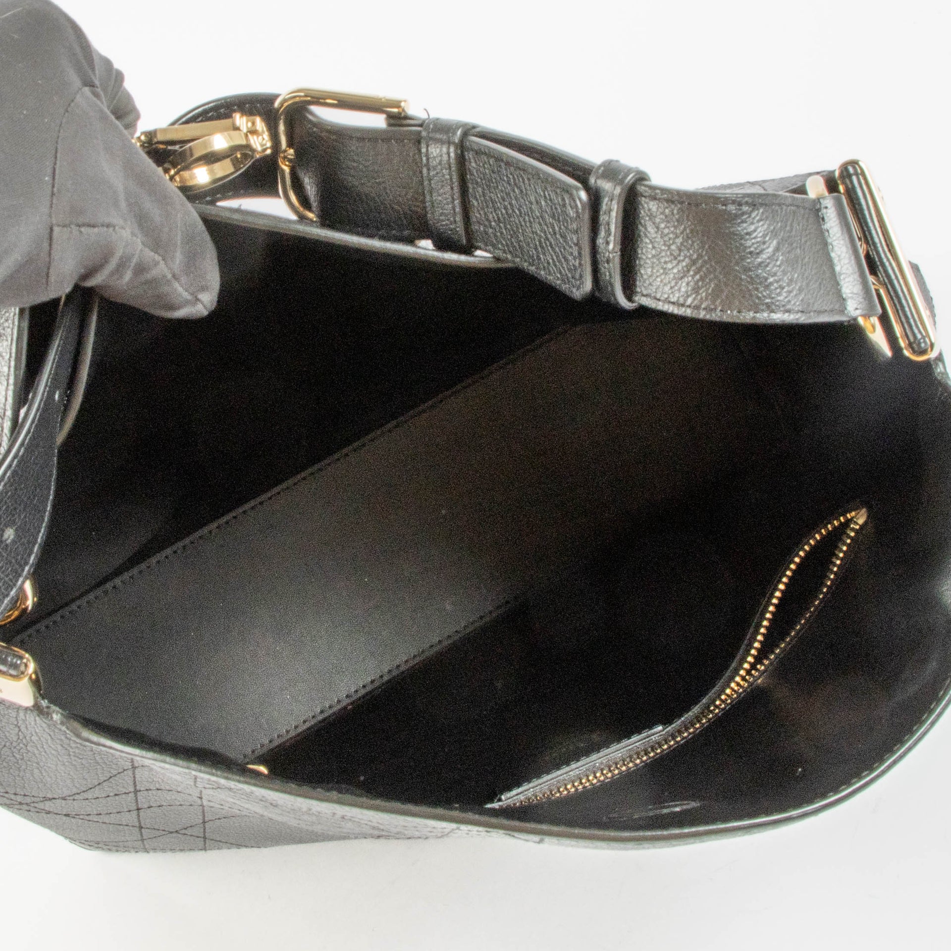 Shop the authentic Christian Dior Black Flat Cannage Large Diorly Shoulder Bag second hand on Labellov.com