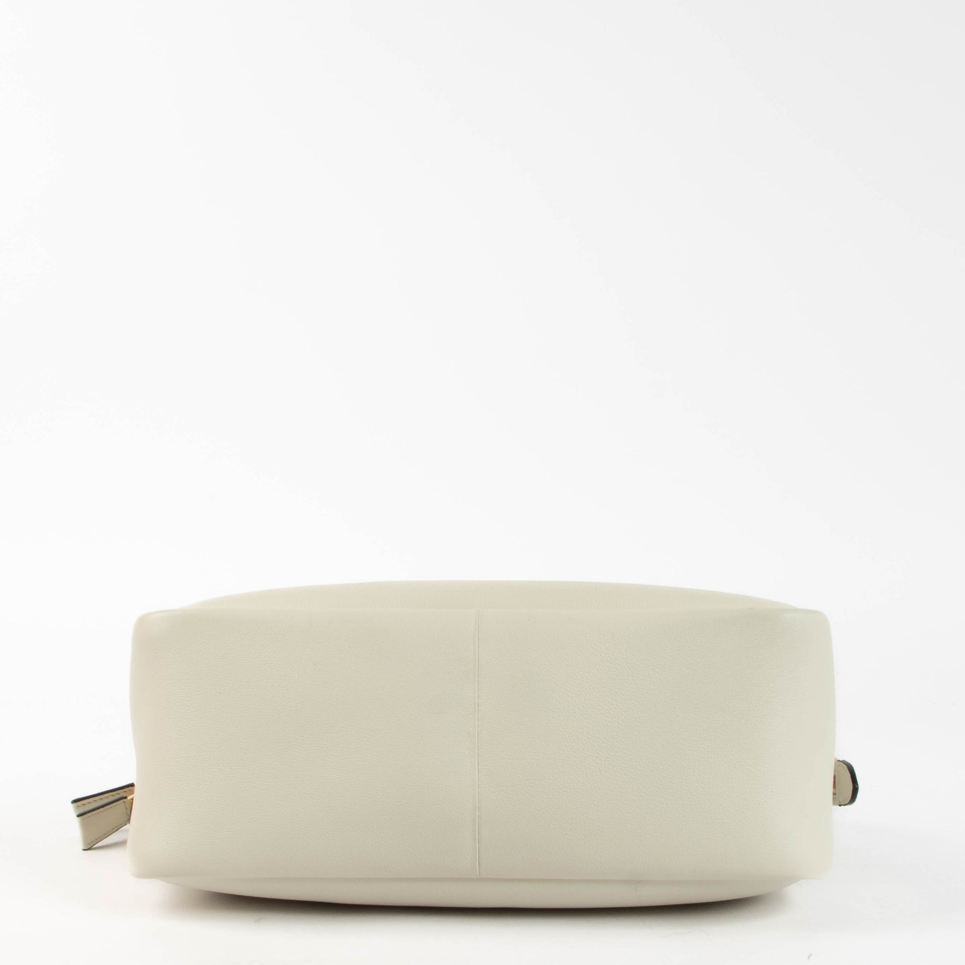 Shop the authentic Prada White Leather Medium Darling Shoulder Bag second hand on Labellov.com