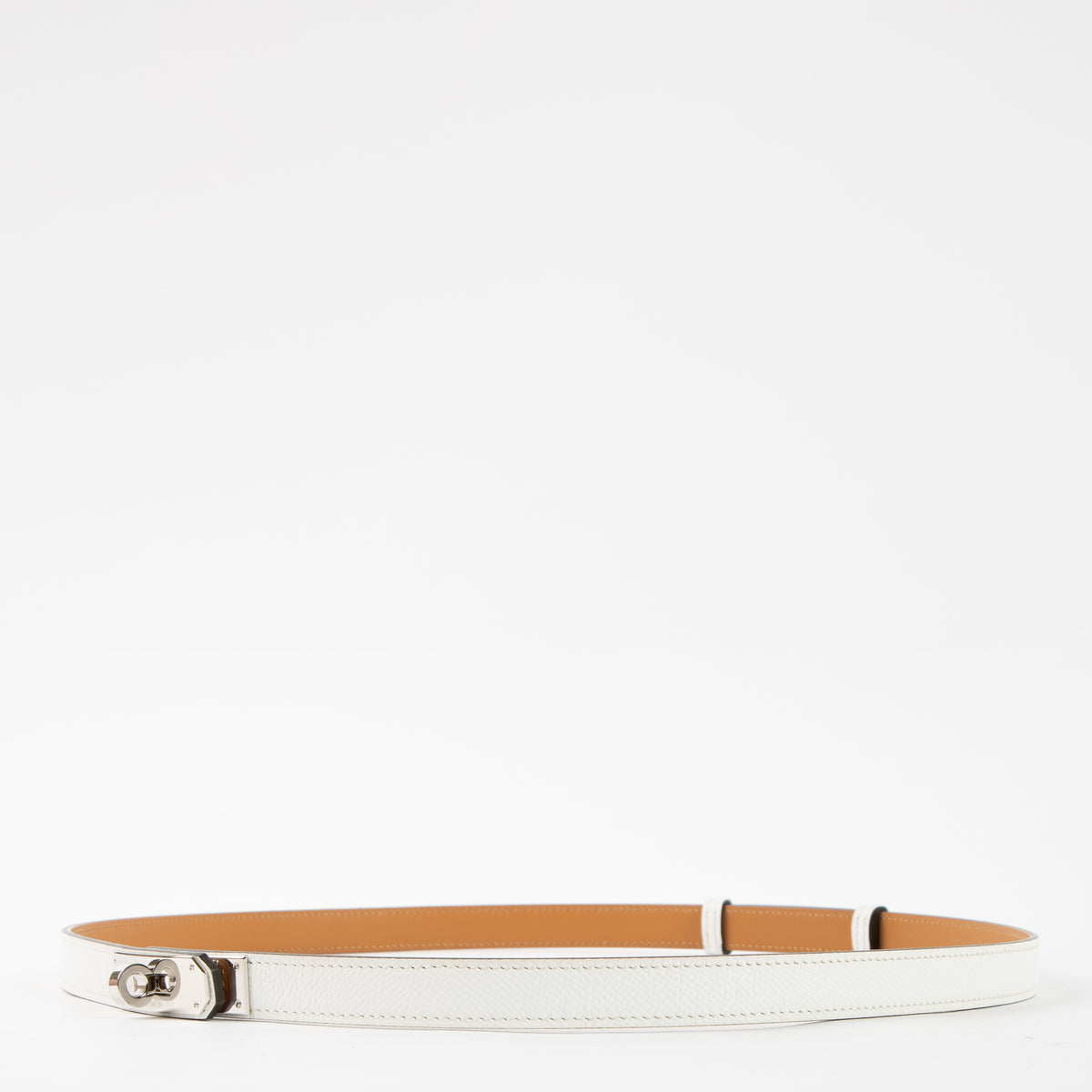 Shop this authentic Hermes Kelly 18 Belt White Epsom PHW pre-loved on Labellov.com