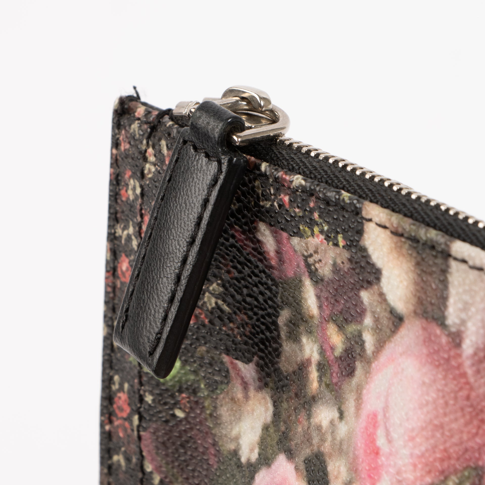Shop the authentic Givenchy Black Floral Printed Leather Clutch on Labellov.com !