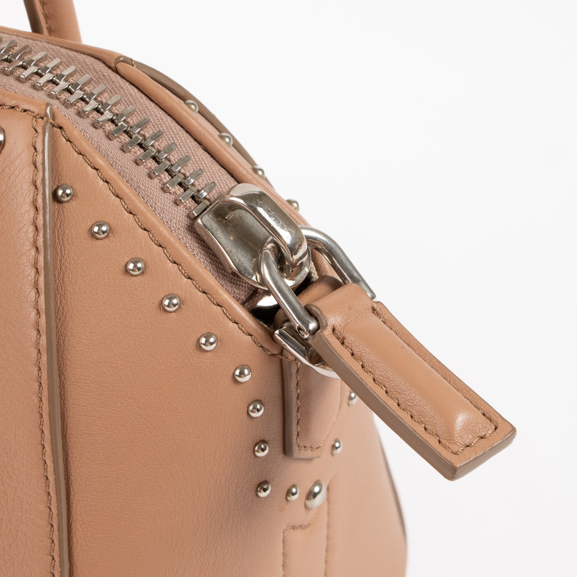 Shop the authentic Givenchy Beige Leather Studded Antigona Mini Bag on Labellov.com !