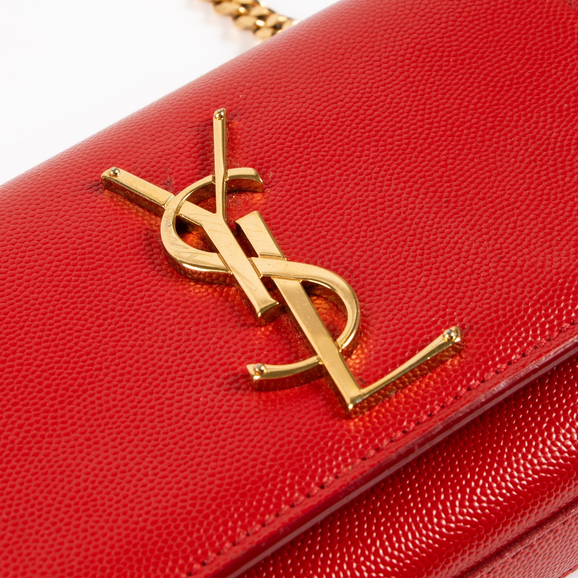 Shop the authentic Saint Laurent Red Leather Kate Small Bag on Labellov.com !