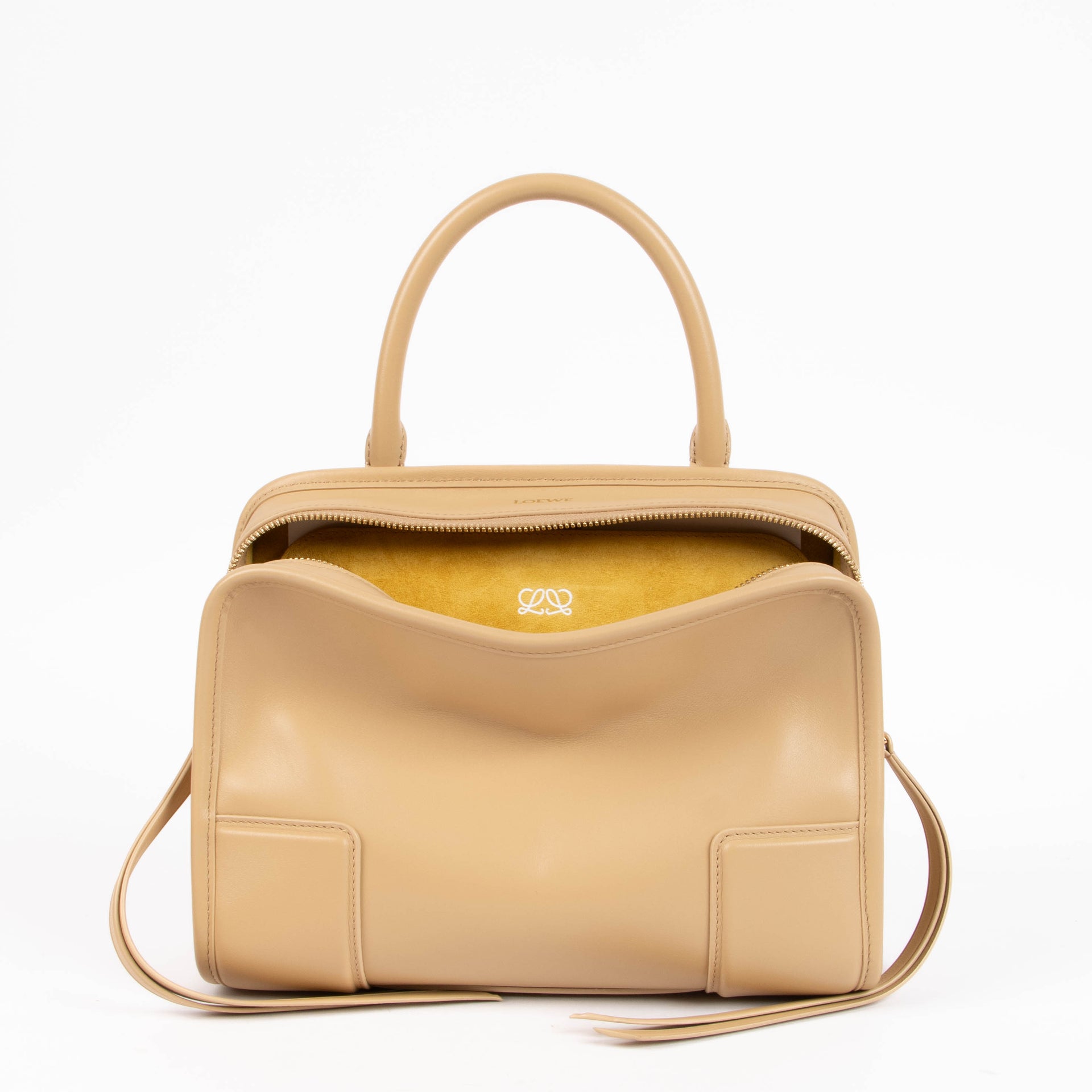 Shop the authentic Loewe Silk Beige/Mustard Soft Calfskin Small Amazona 180 Bag second hand on Labellov.com