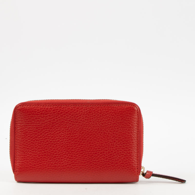 Shop this authentic Gucci Red Leather Swing Zip Wallet pre-loved on Labellov.com