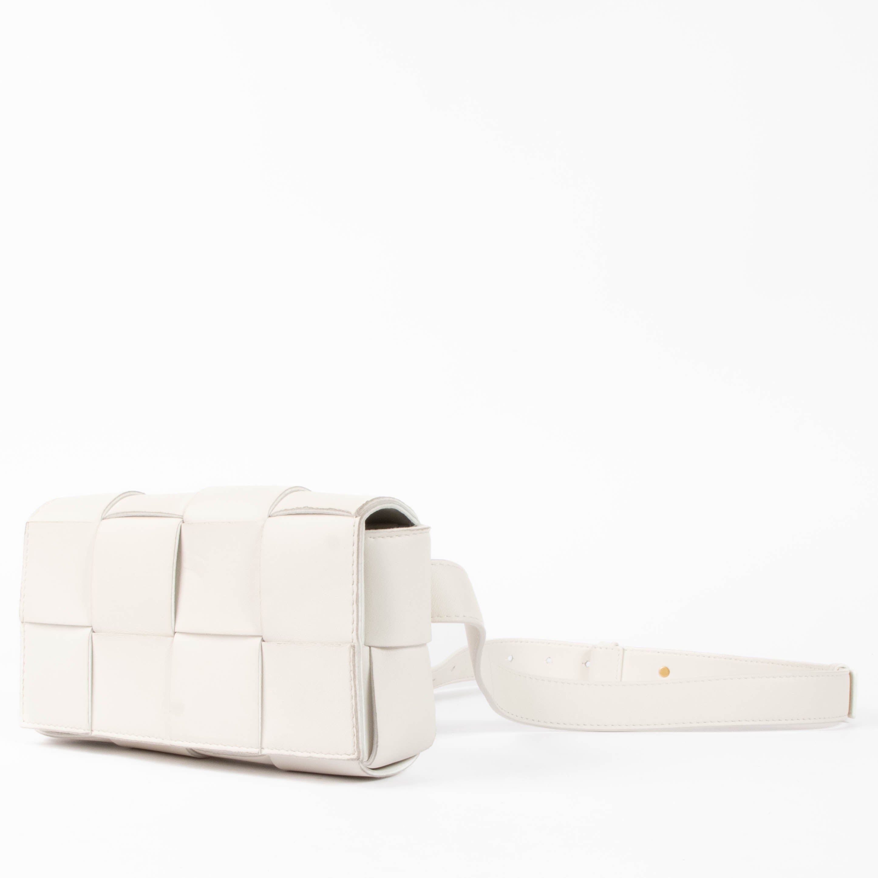 Bottega Veneta White Mini Cassette Belt bag – Labellov