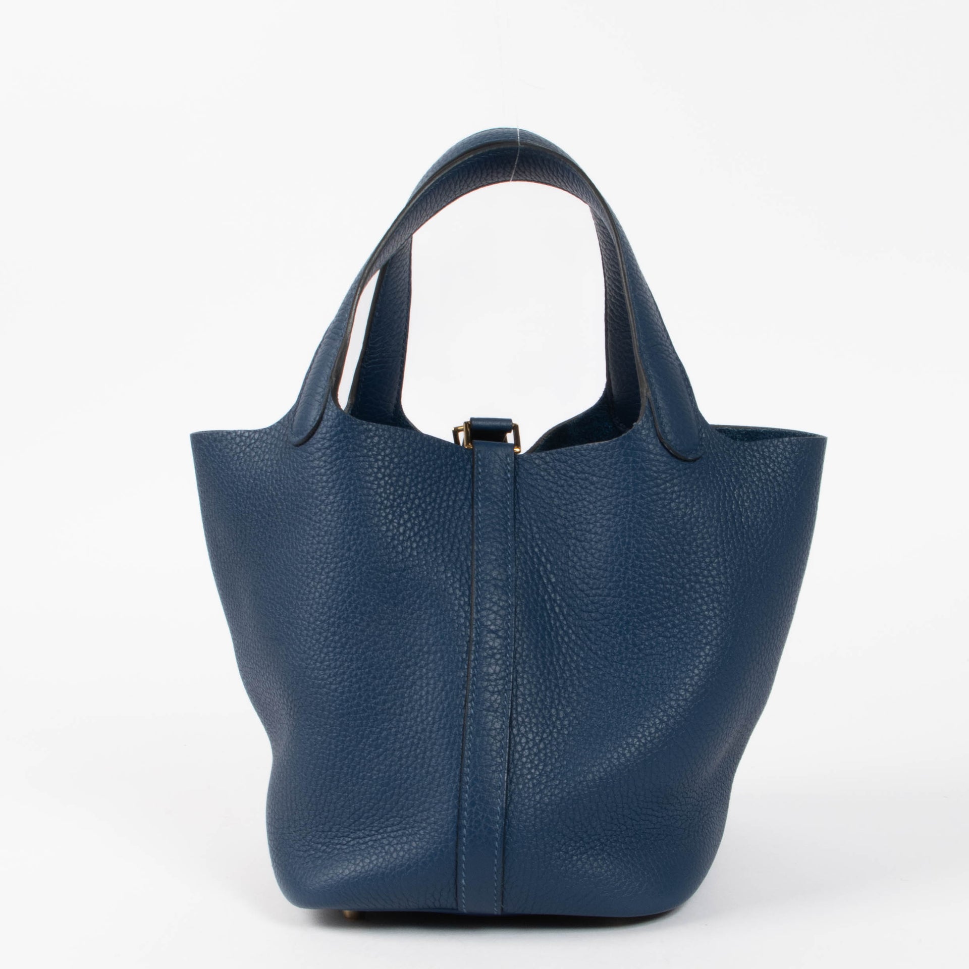 Shop this authentic Hermès Picotin Lock 18 Deep Blue GHW pre-loved on Labellov.com