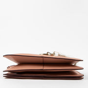 Shop the authentic Chloé Multicolor Medium Faye Bag second hand on Labellov.com!