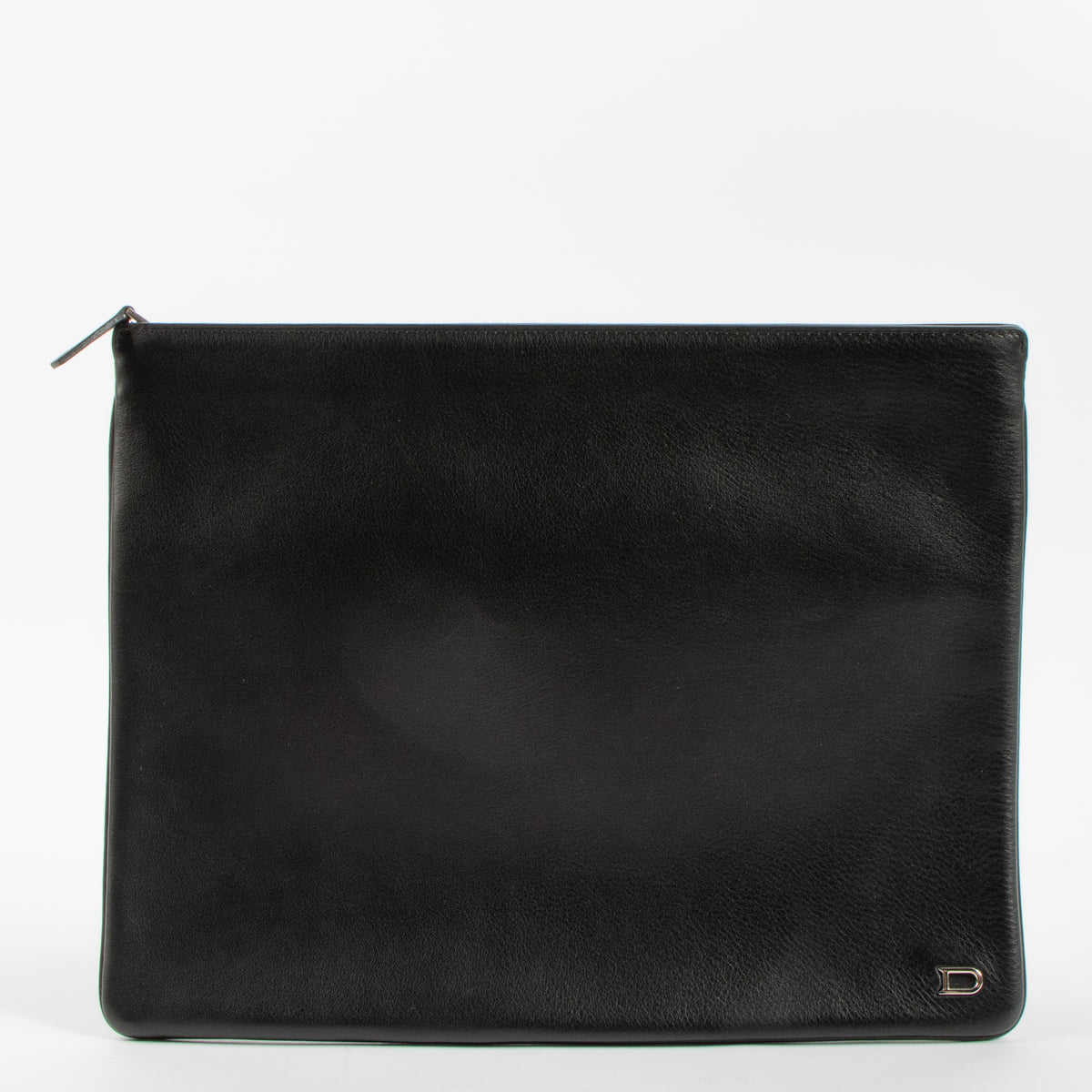 Shop the authentic Delvaux Black Allure XL Pochette Clutch second hand on Labellov.com!