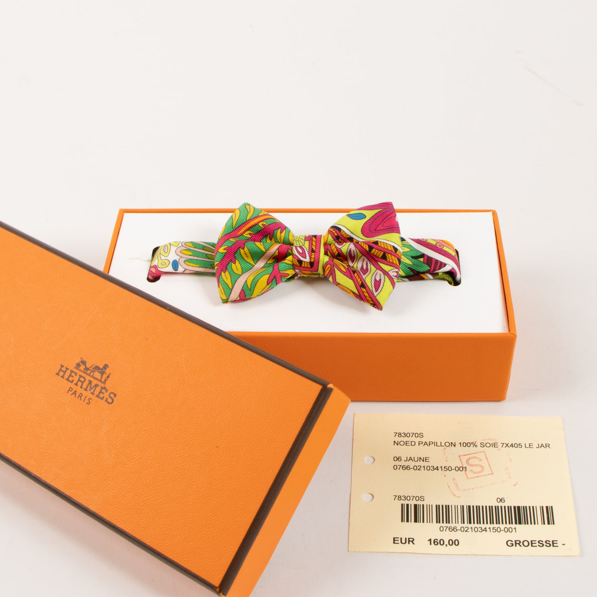 Shop the authentic Hermes Multicolor Bow Tie second hand on Labellov.com!