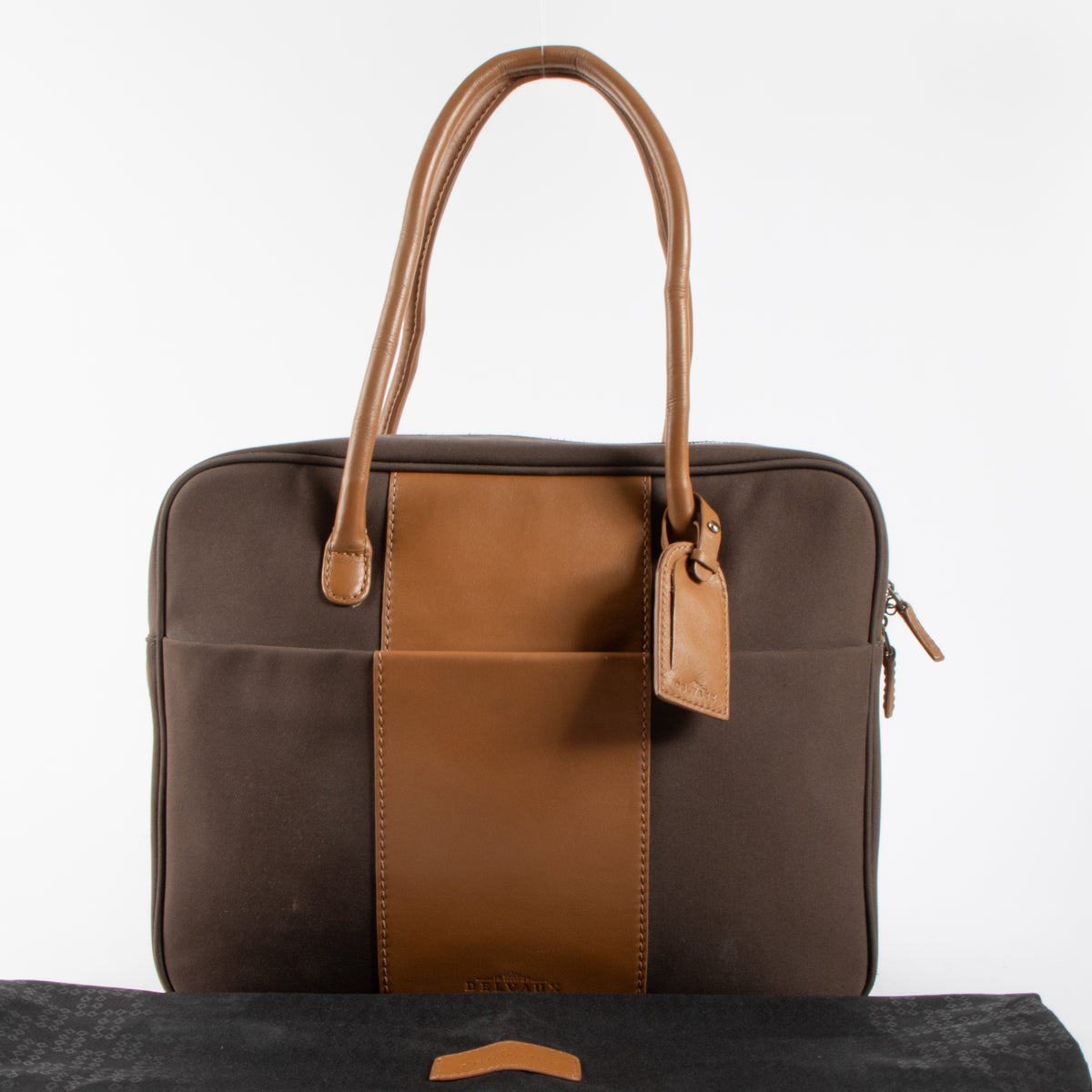 Shop the authentic Delvaux Brown Airess Business Case second hand on Labellov.com!