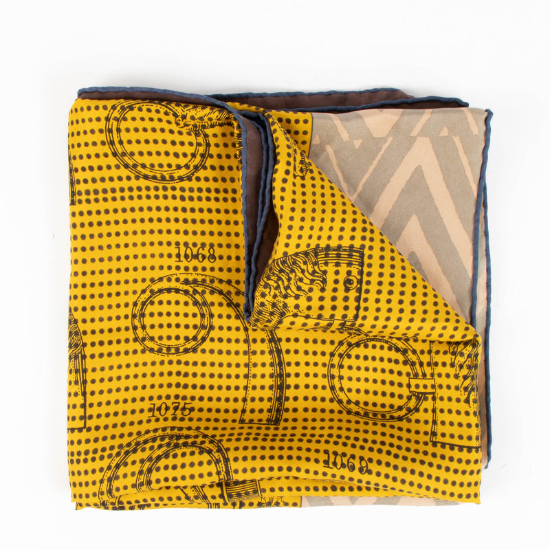 Hermès Tetes de Chevaux Cornes d‘Attelles Volutes Carré 90 Scarf