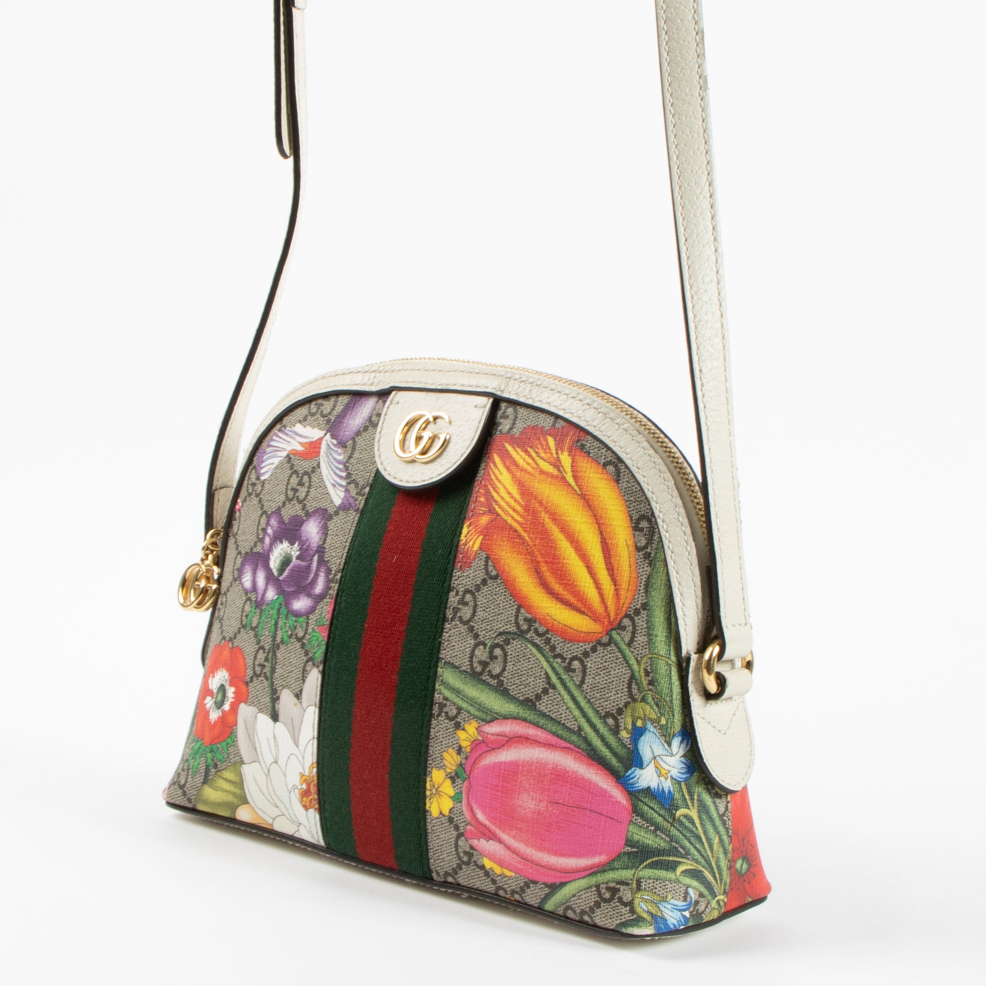 Shop the authentic Gucci GG Flora Ophedia Crossbody Bag second hand on Labellov.com!