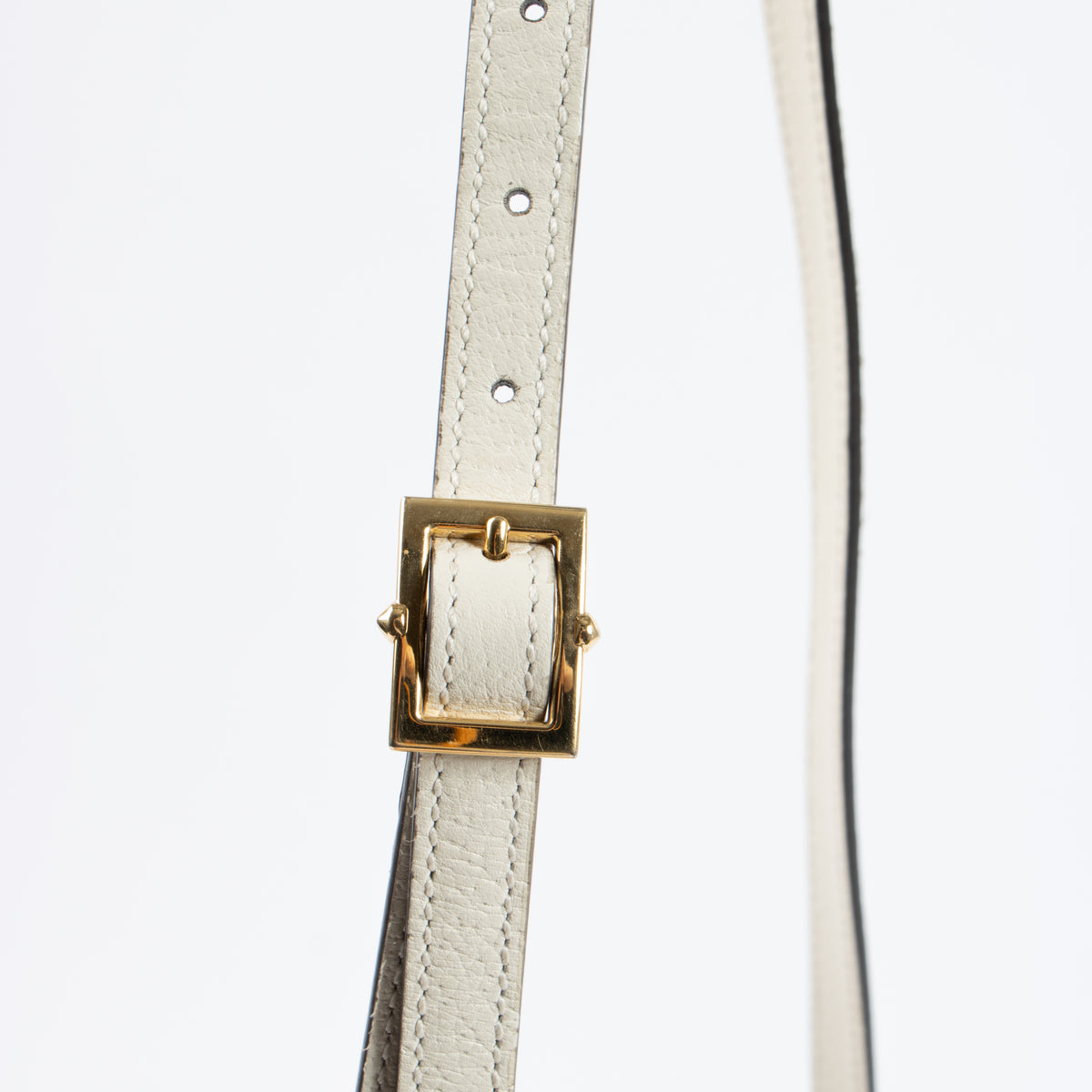 Shop the authentic Gucci GG Flora Ophedia Crossbody Bag second hand on Labellov.com!