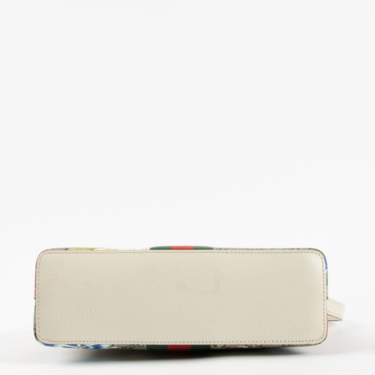 Shop the authentic Gucci GG Flora Ophedia Crossbody Bag second hand on Labellov.com!