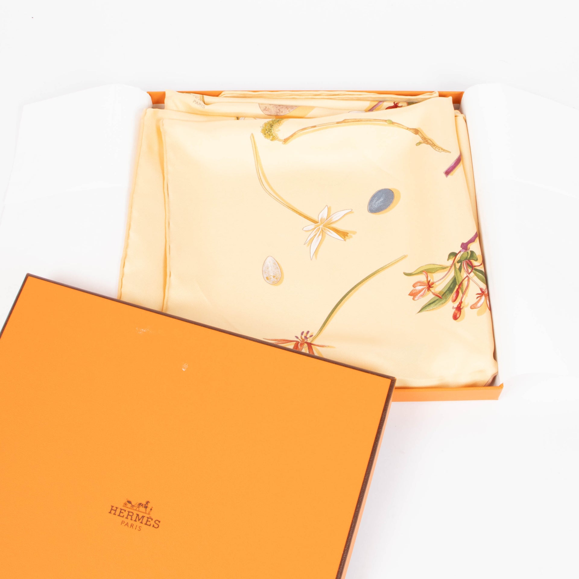 Hermes Carré de Soie 90 Fleurs et Plumes