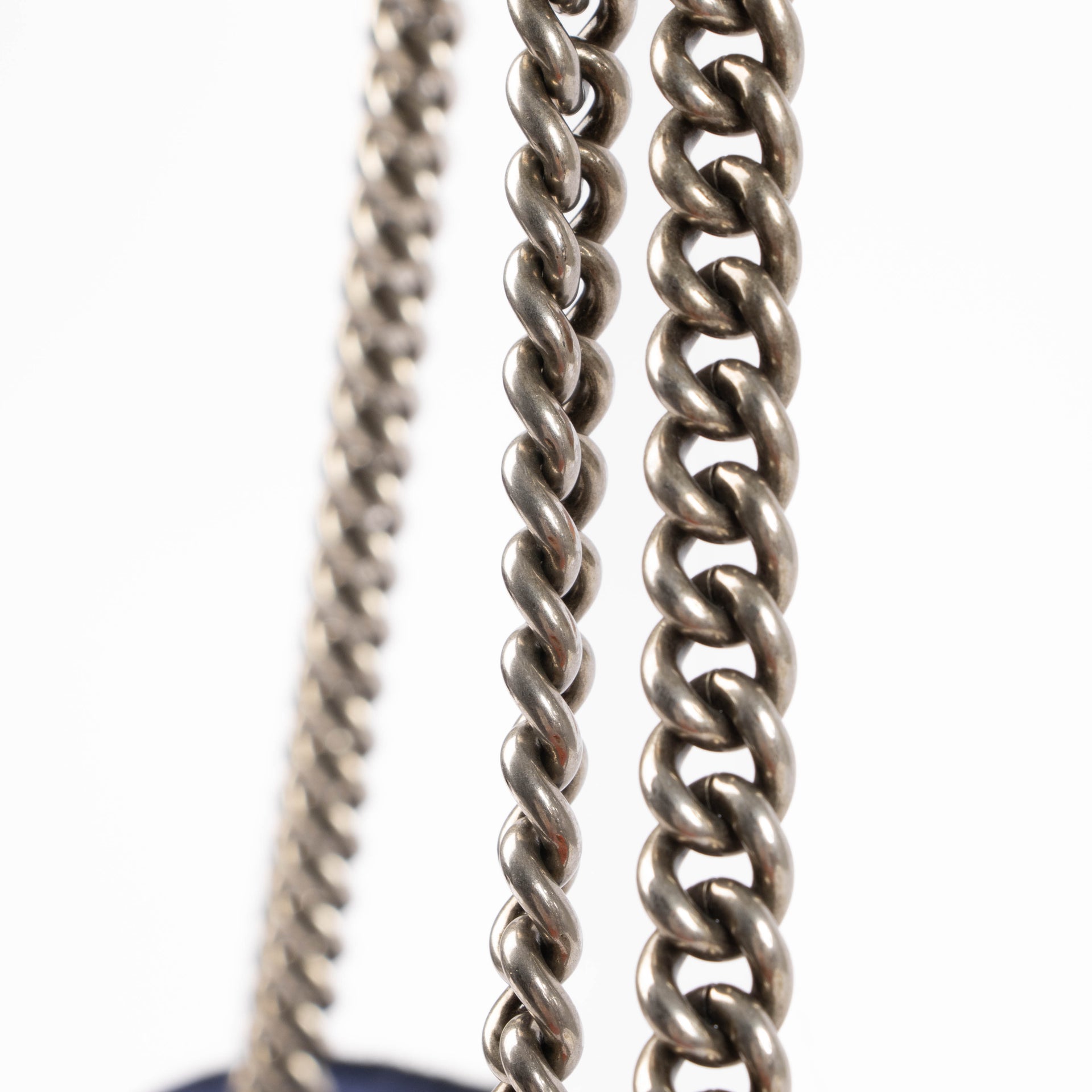 Sac Fendi Baguette grand format à chaîne motif FF bleu