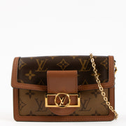 Shop the authentic Louis Vuitton Monogram Dauphine Chain Wallet on Labellov.com !