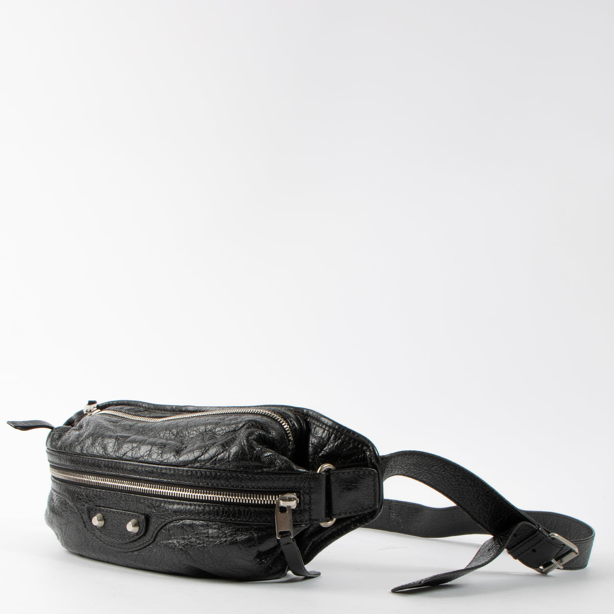 Shop this authentic Balenciaga Black Arena Neo Lift Belt bag pre-loved on labellov.com