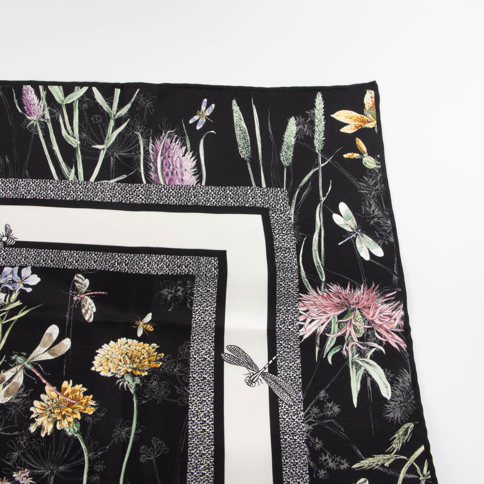 Shop the authentic Christian Dior Black Silk Scarf second hand on Labellov.com