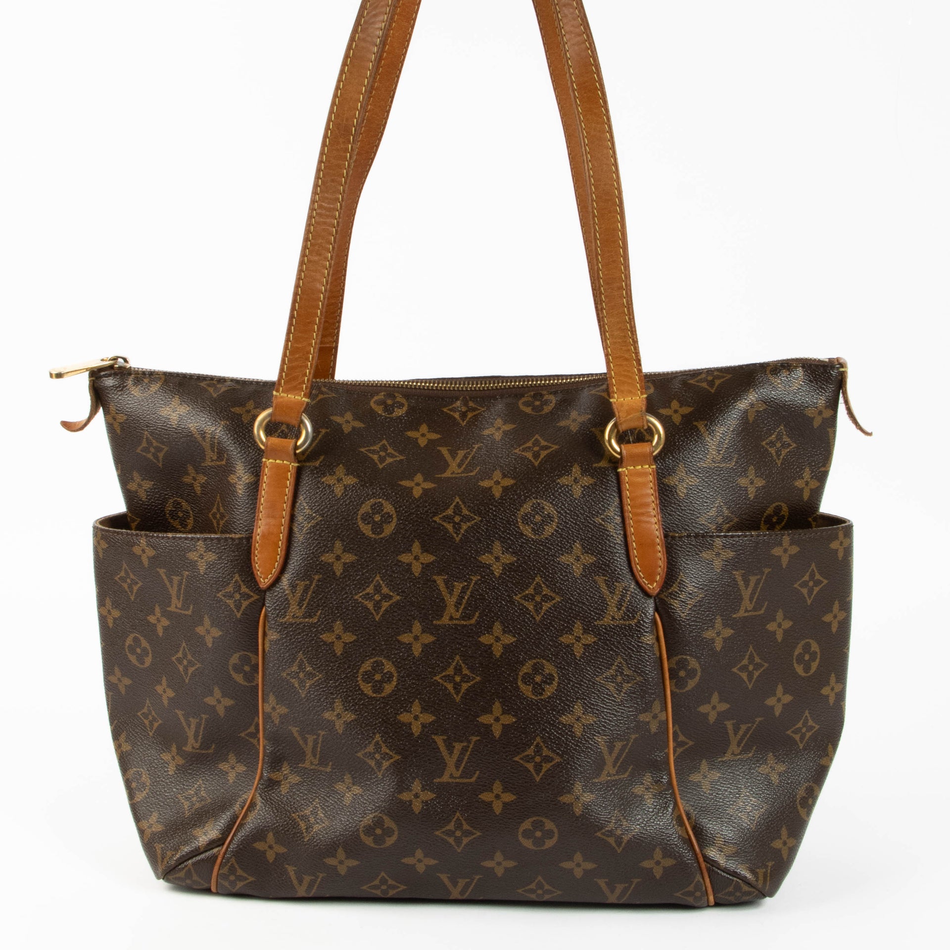 Shop the authentic Louis Vuitton Monogram Totally Tote Bag second hand on Labellov.com