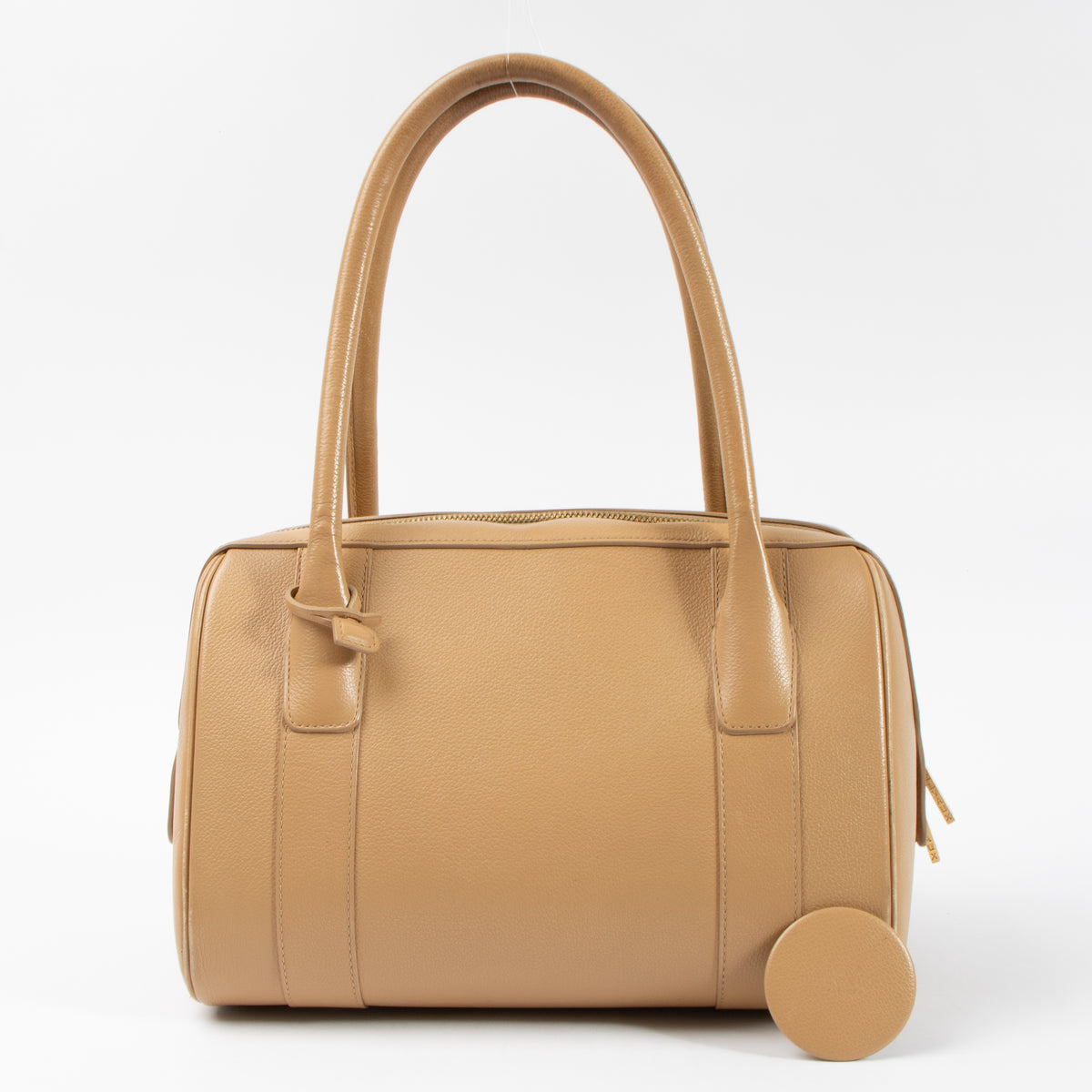 Shop this authentic Delvaux Beige Jumping Paola Bag pre-loved on Labellov.com