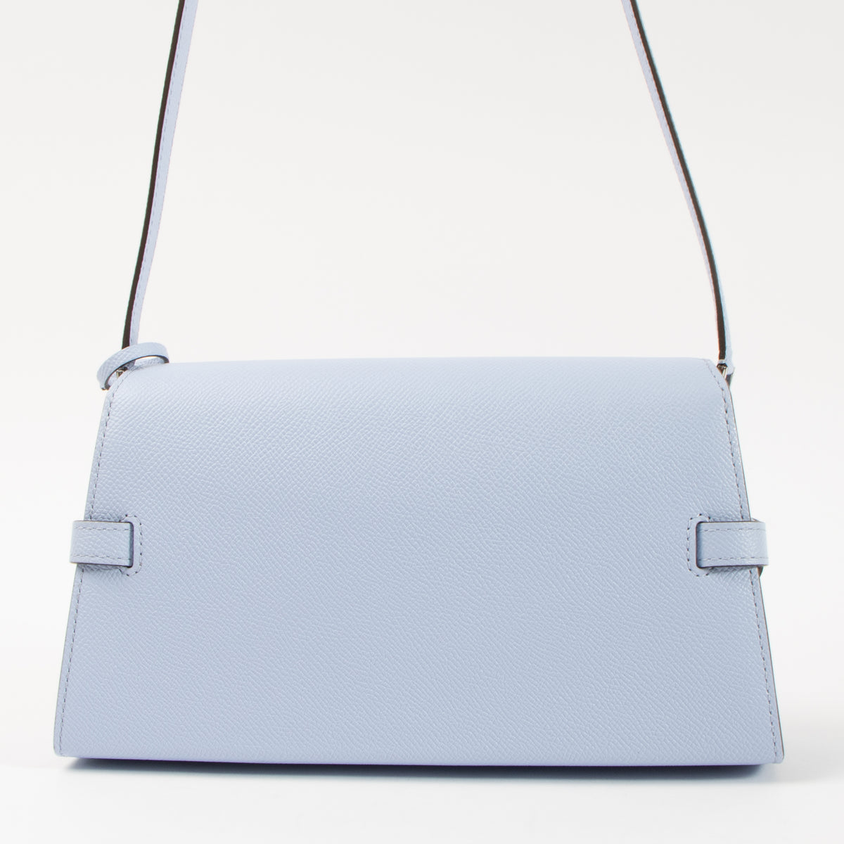 Shop this authentic Delvaux Tempete To Go blue Brume pre-loved on Labellov.com