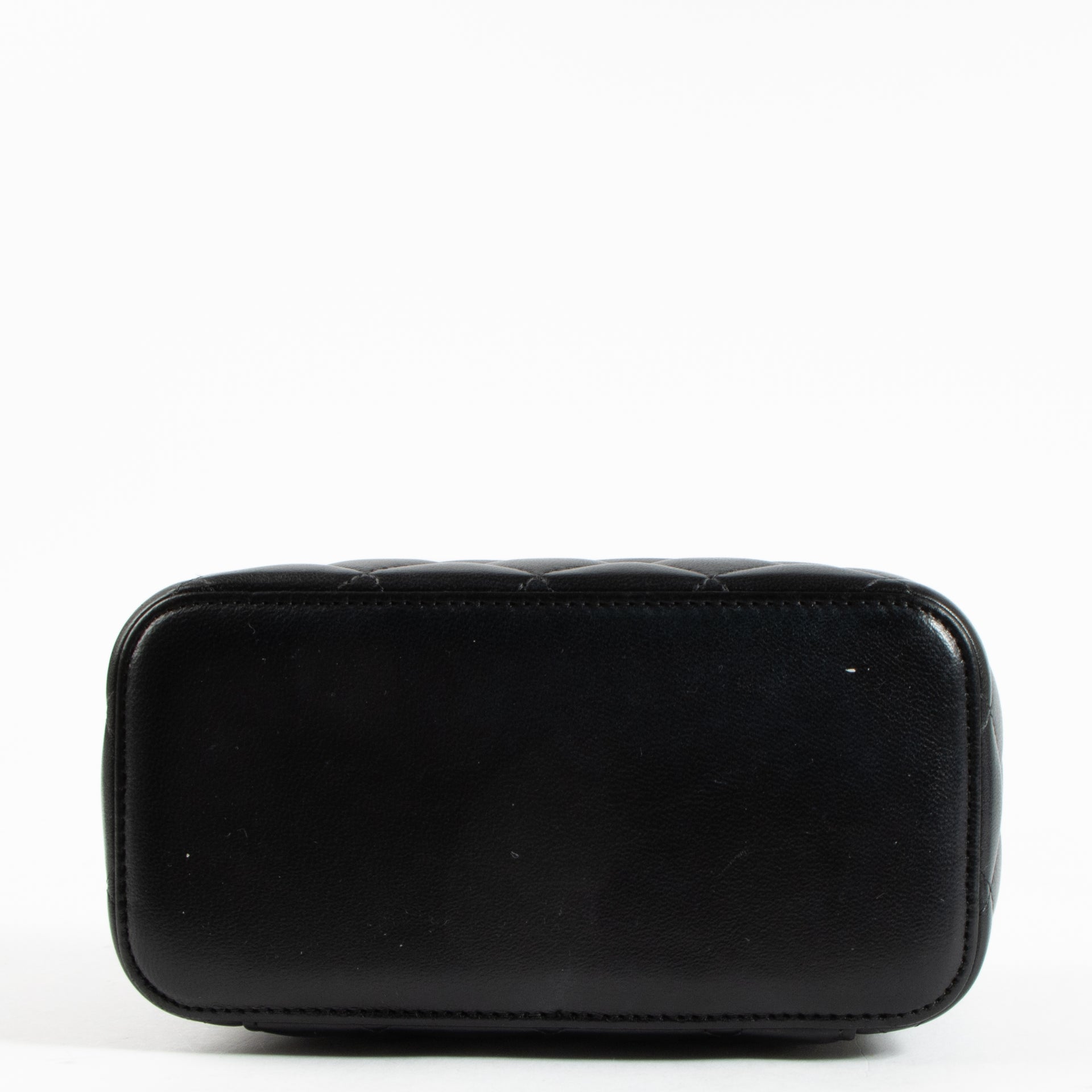 Shop the authentic Chanel Black Pearl Crush Vanity Chain Shoulder Bag on Labellov.com !