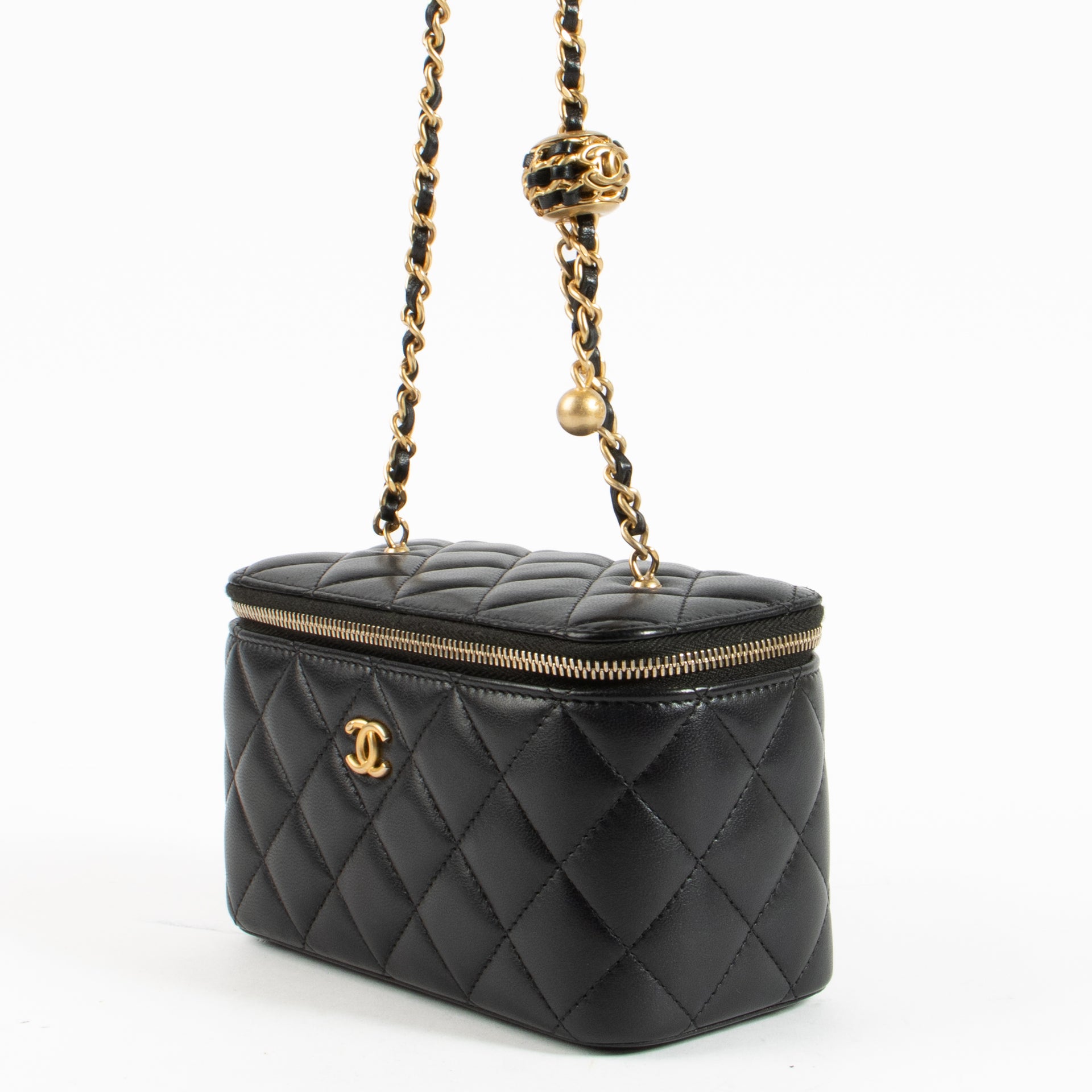 Shop the authentic Chanel Black Pearl Crush Vanity Chain Shoulder Bag on Labellov.com !