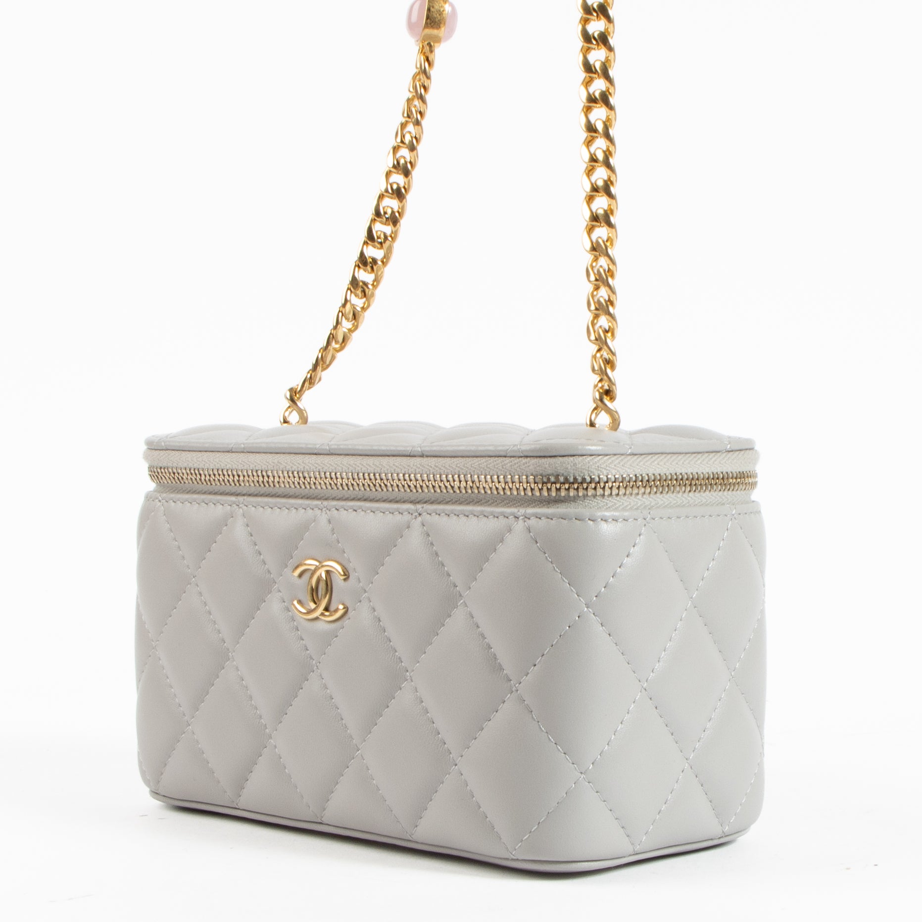 Shop the authentic Chanel Grey Vanity Chain Shoulder Bag on Labellov.com !