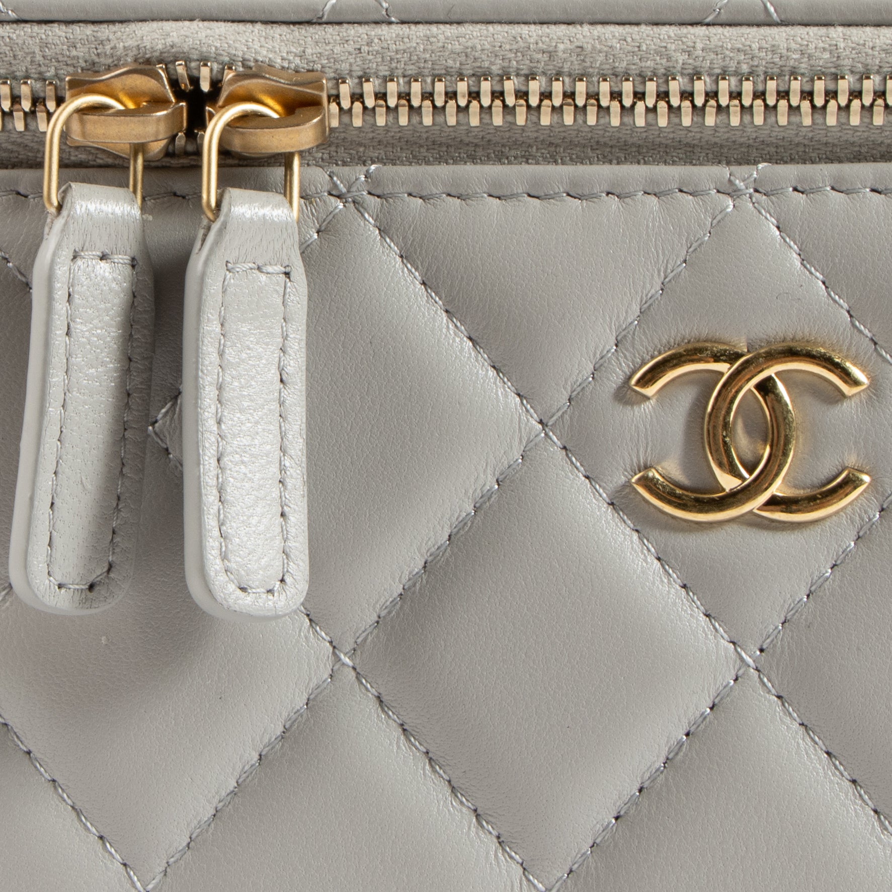 Shop the authentic Chanel Grey Vanity Chain Shoulder Bag on Labellov.com !