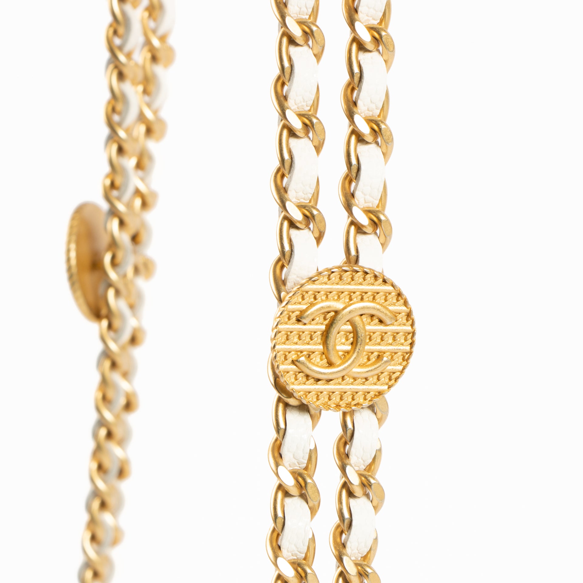 Chanel White Caviar Twist Your Buttons Wallet on Chain