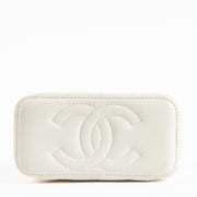 Shop the authentic Chanel White Pearl Crush Vanity Chain Shoulder Bag on Labellov.com !