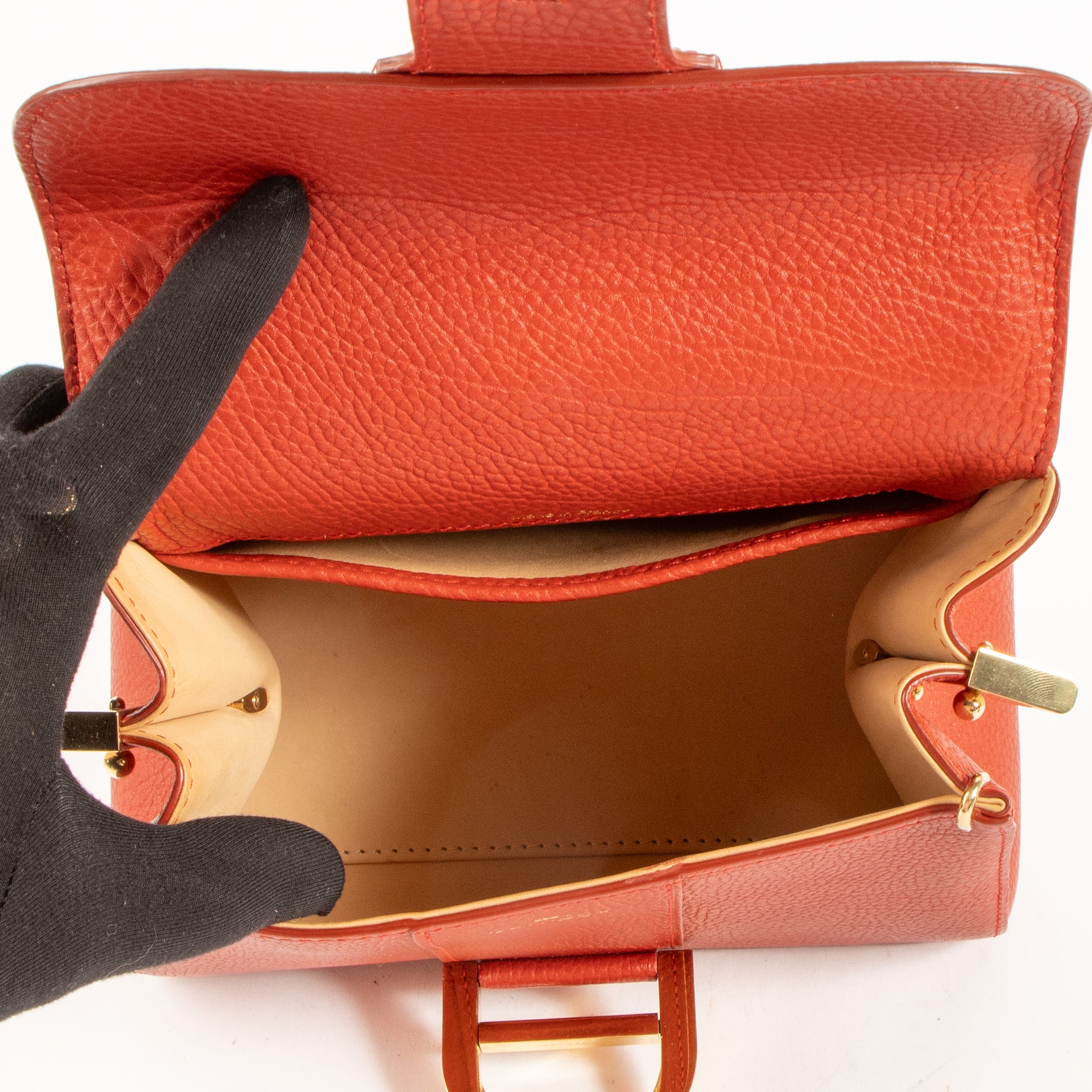 Shop the authentic Delvaux Scarlet Red Metal Glam Brillant Mini Bag on Labellov.com !