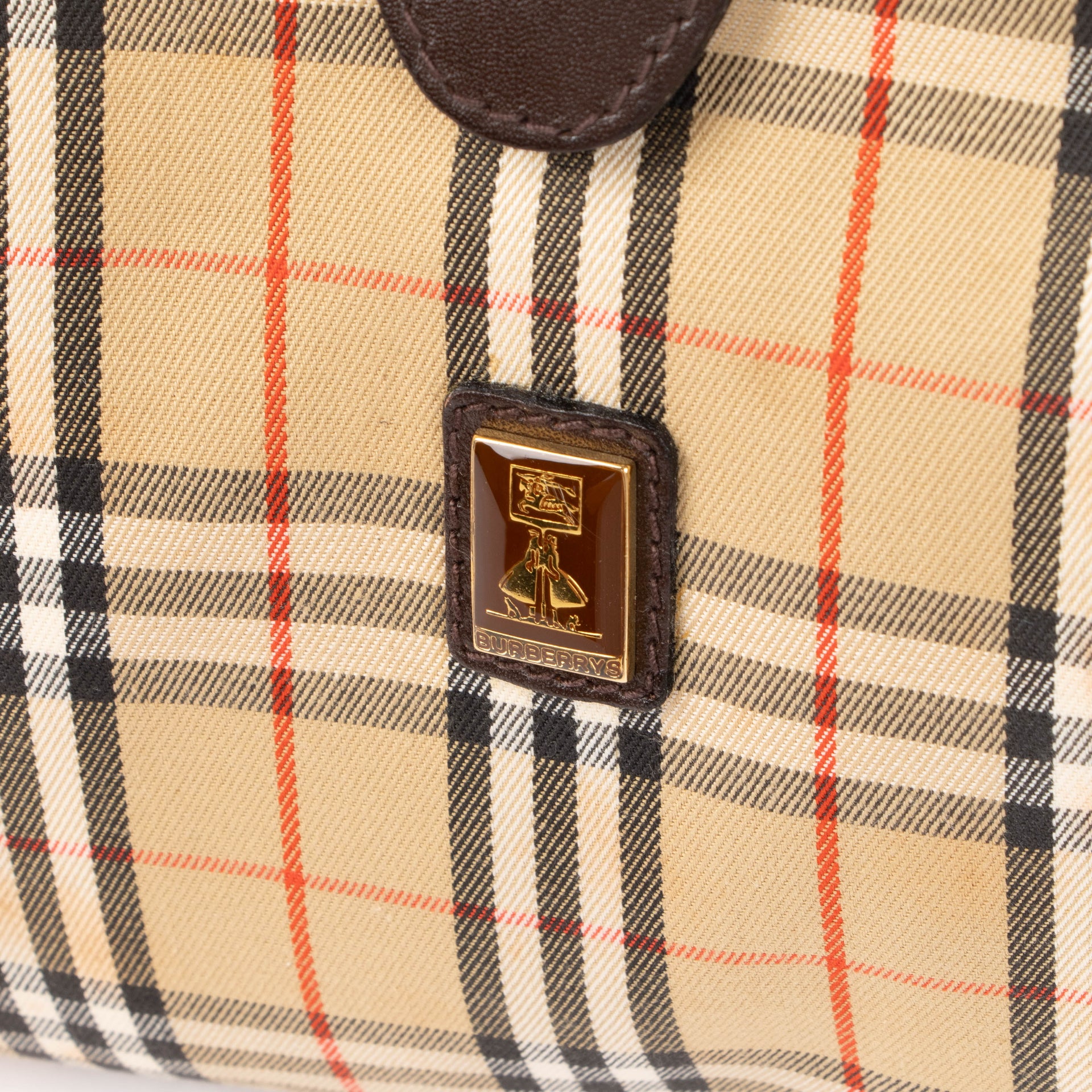 Burberry Beige Check Vintage Shelter Under a Burberrys Bag