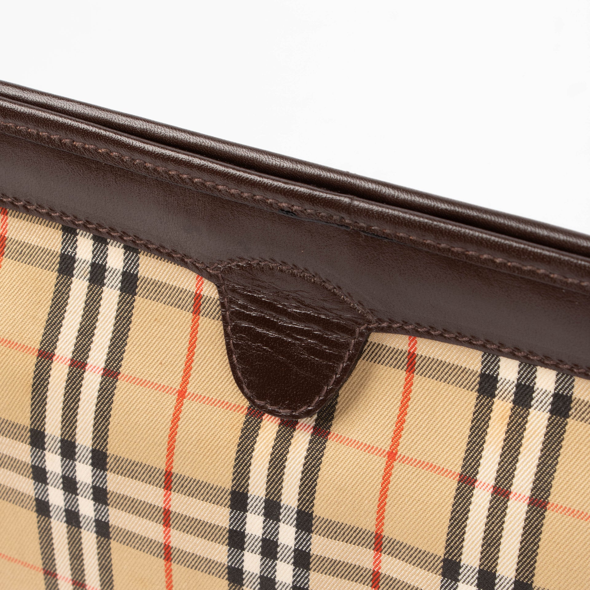 Burberry Beige Check Vintage Shelter Under a Burberrys Bag
