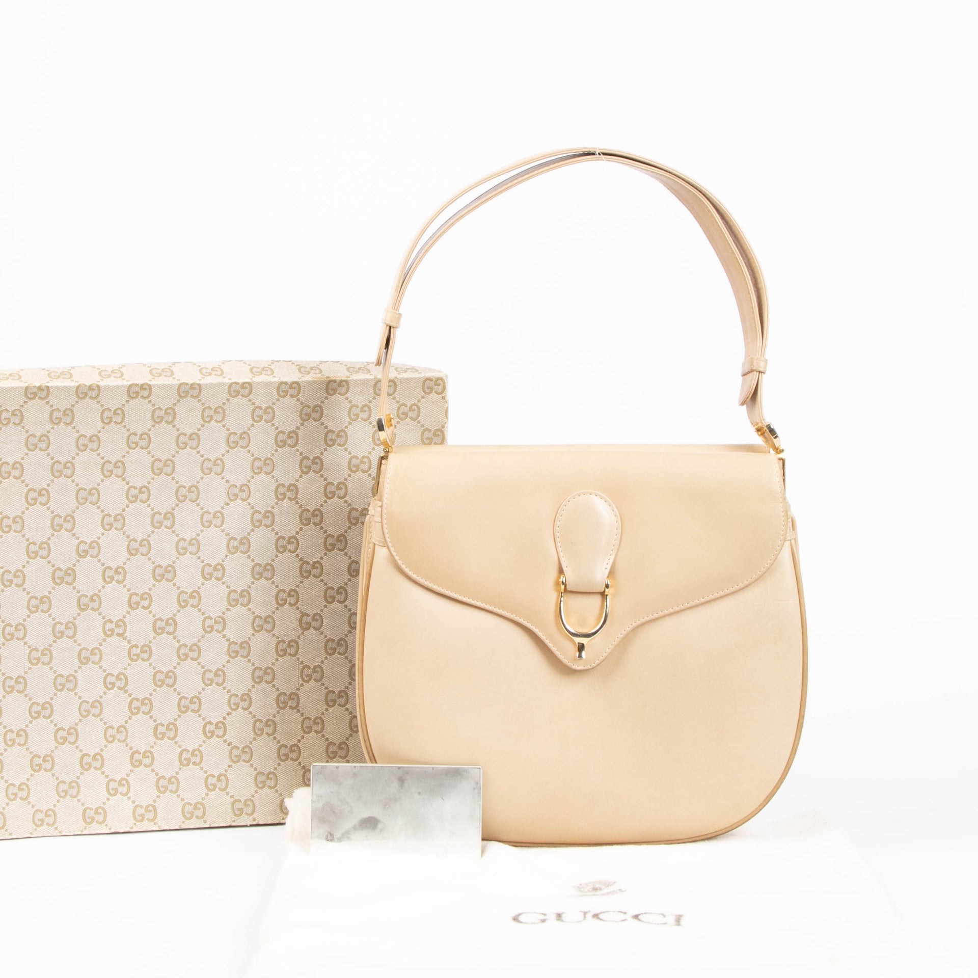 Gucci Vintage Beige Leather Messenger Bag