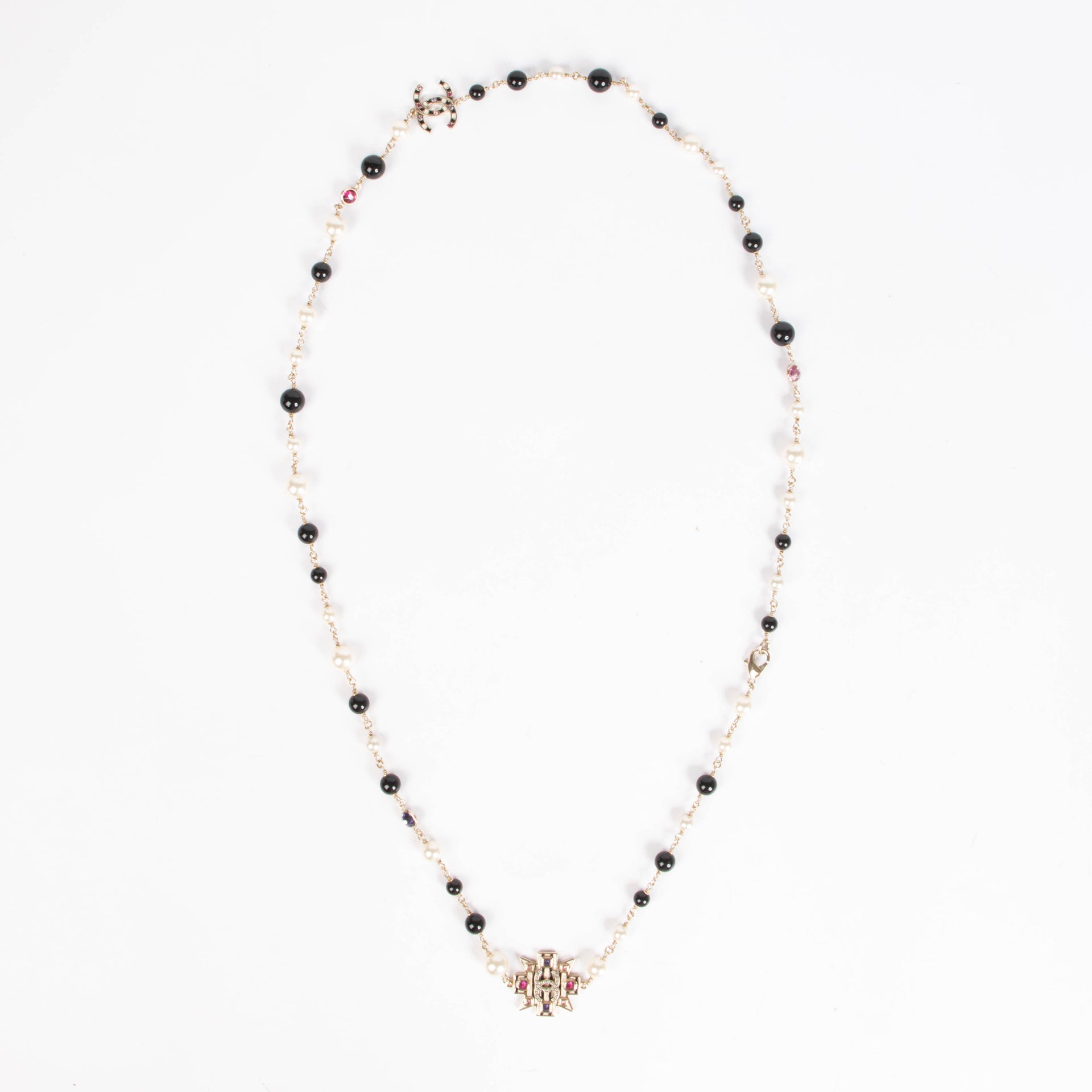 Chanel 18A Paris-Hamburg Fantasy Pearl Long Necklace