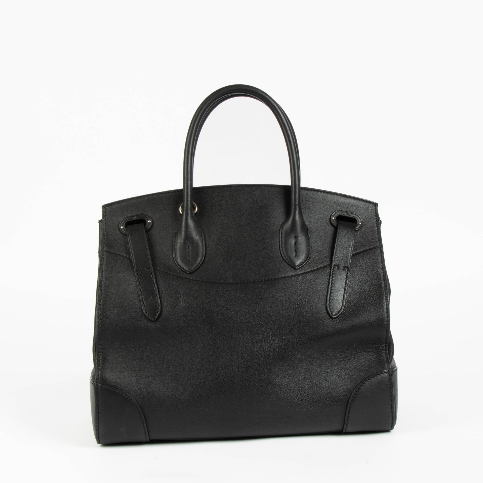 Shop this authentic Ralph Lauren Ricky Soft 32 pre-loved on Labellov.com 