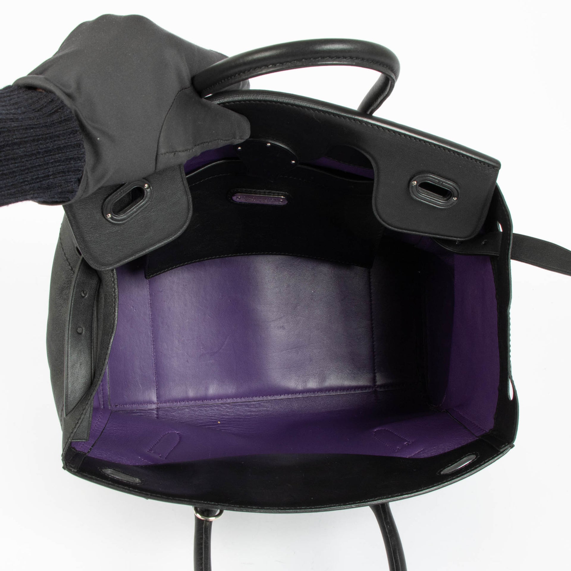 Shop this authentic Ralph Lauren Ricky Soft 32 pre-loved on Labellov.com 