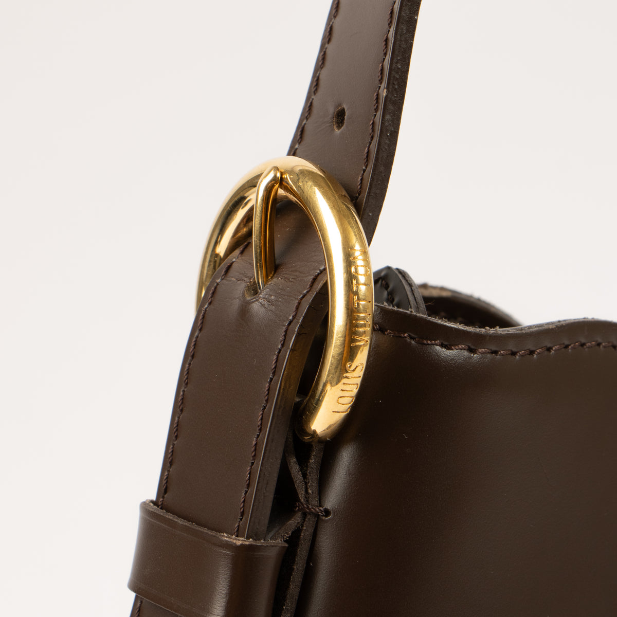 Shop this authentic Louis Vuitton Damier Ebene Sistina PM Bag pre-loved on Labellov.com