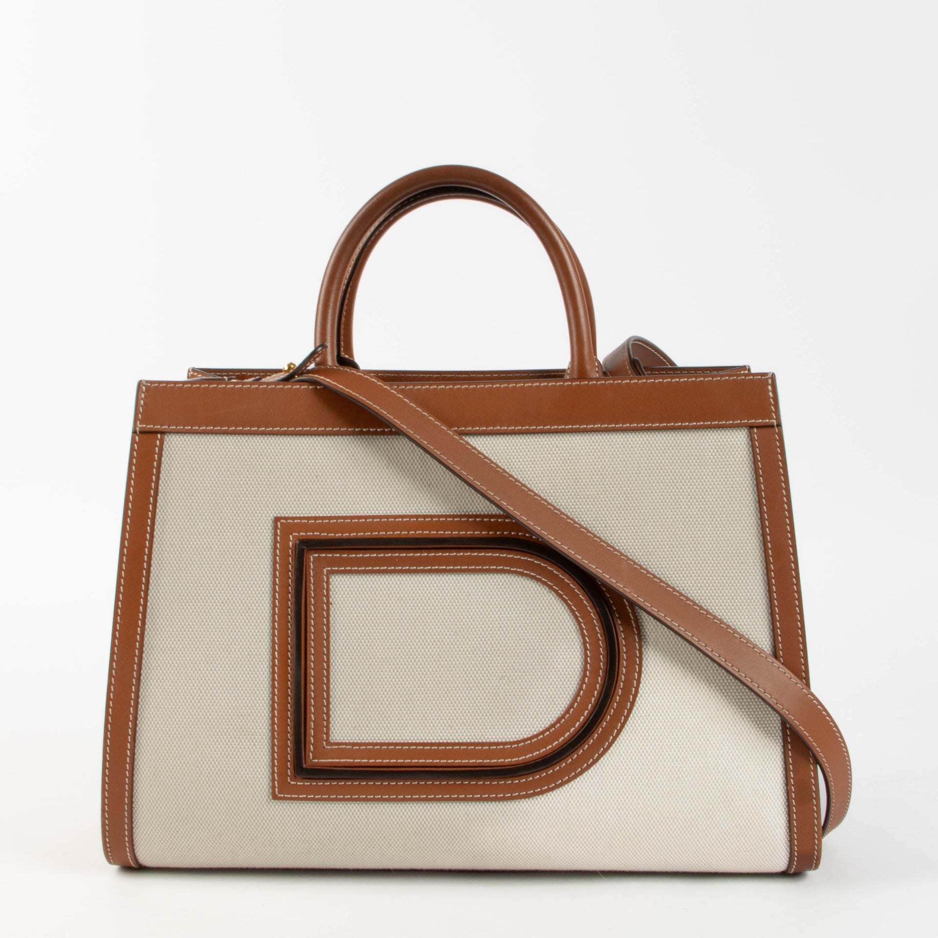 Shop the Delvaux Canvas Frame Tote PM second hand on Labellov.com