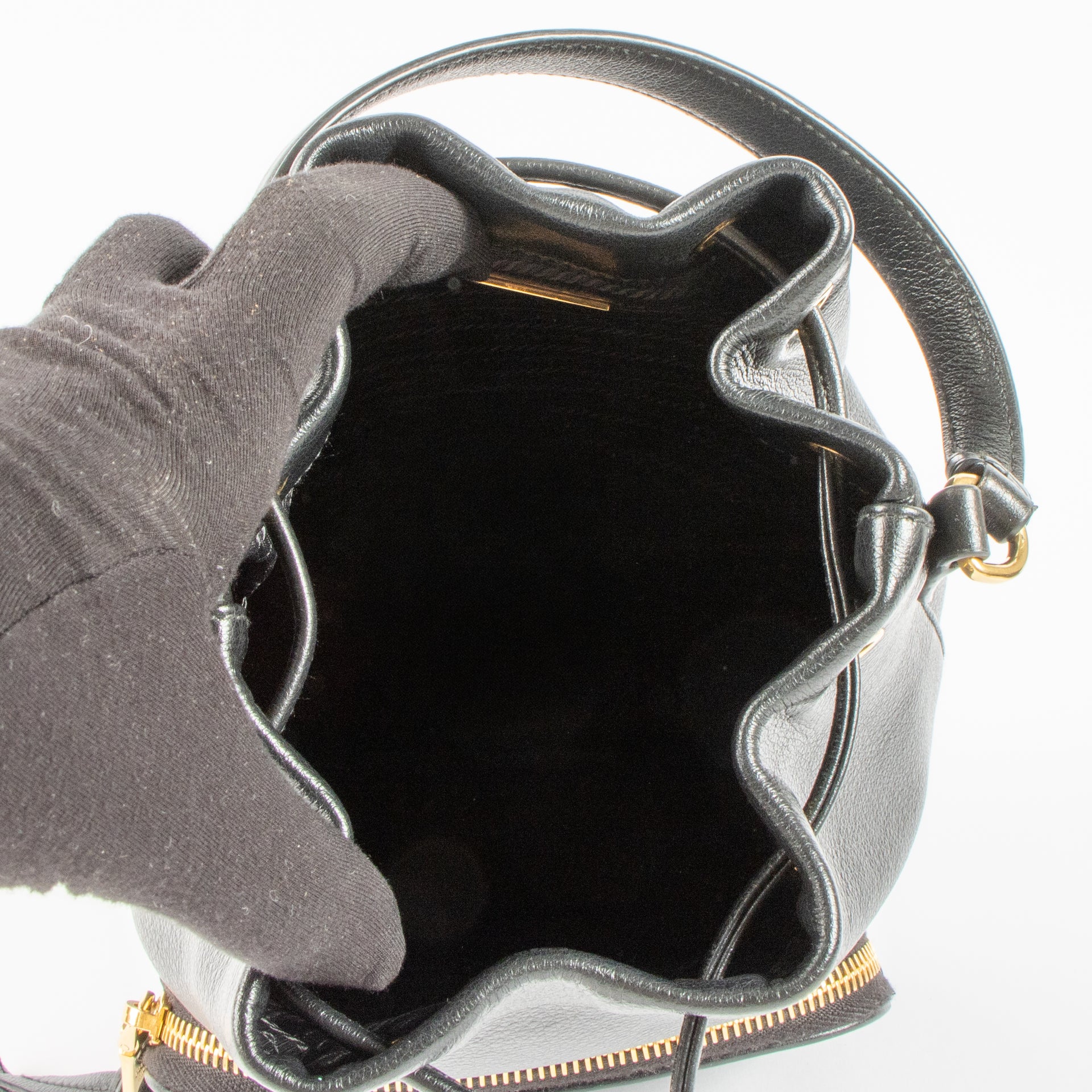 Shop the 100% authentic Prada Black Secchiello Bucket Bag second hand on Labellov.com!