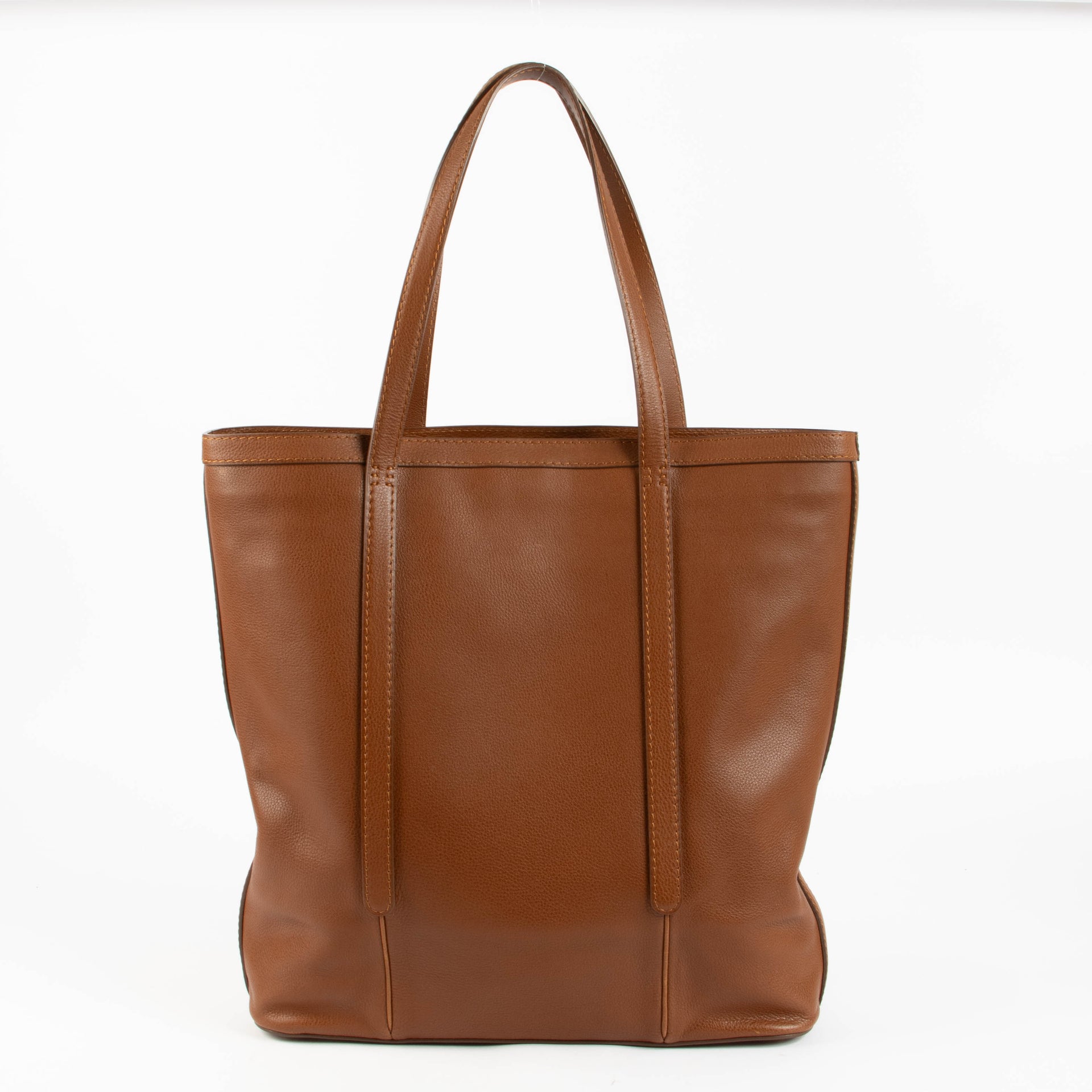 Shop this authentic Delvaux Brown Tote bag pre-loved on Labellov.com 